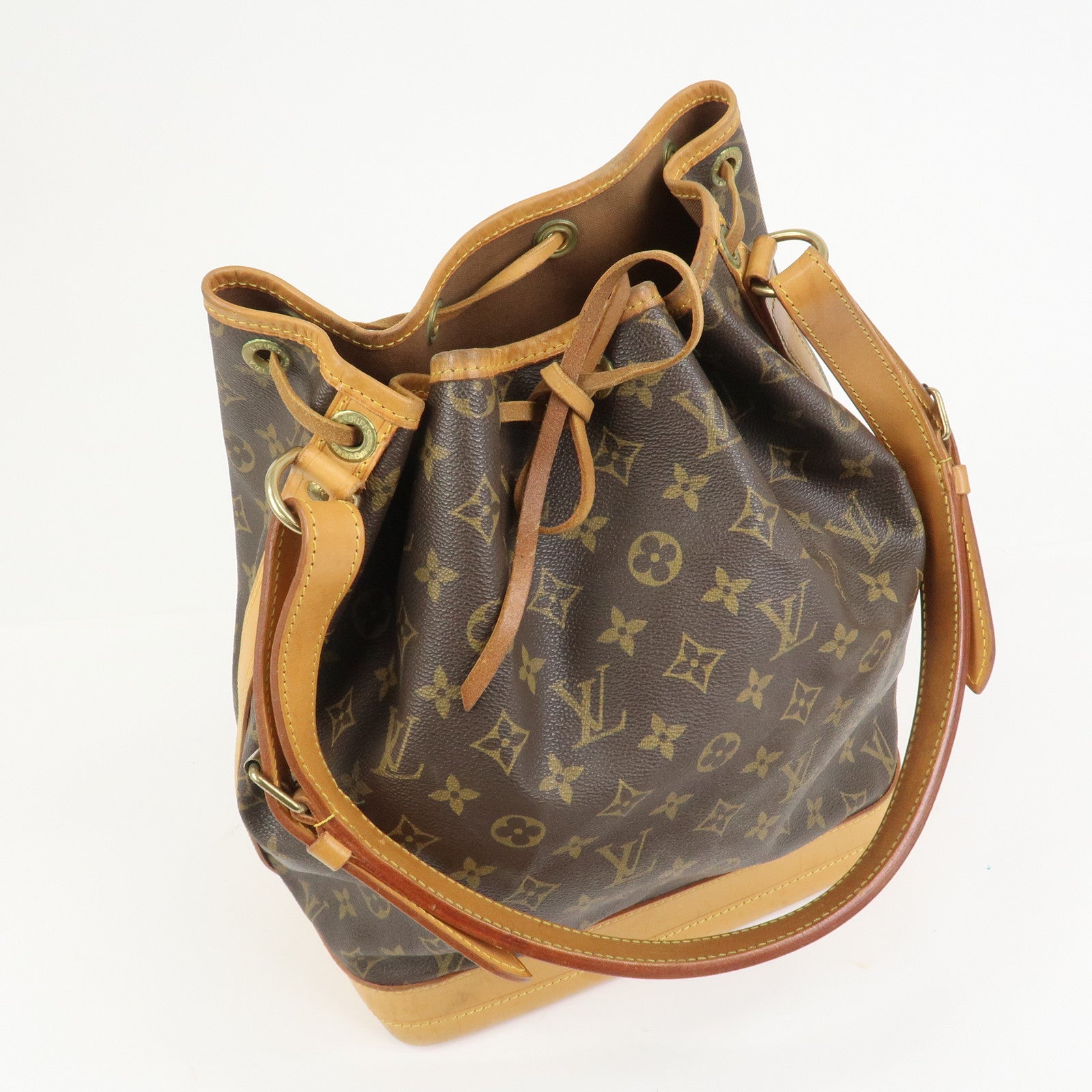 Louis Vuitton Monogram Noe Shoulder Bag Hand Bag Brown M42224