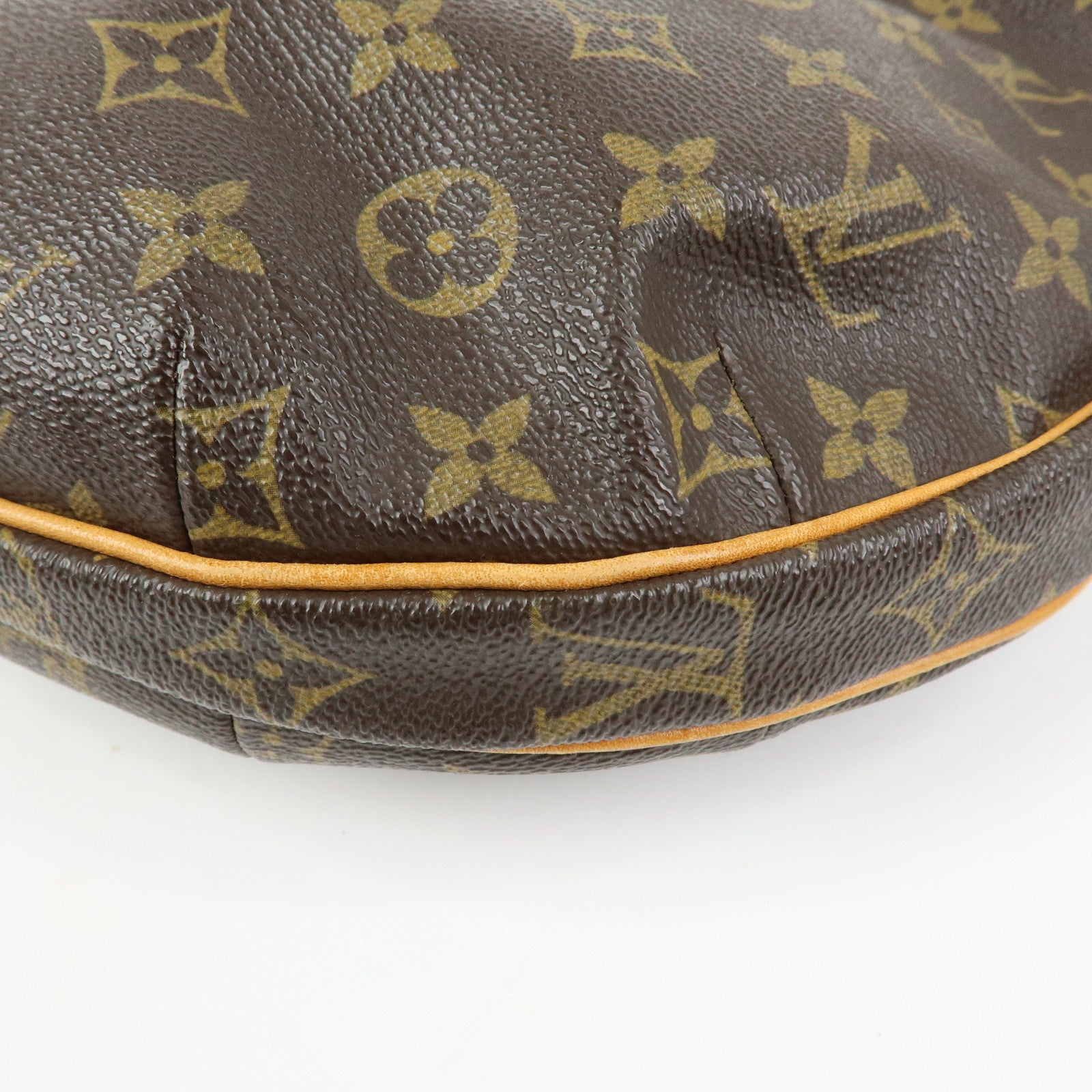 Louis Vuitton Monogram Croissant MM Shoulder Bag Brown M51512