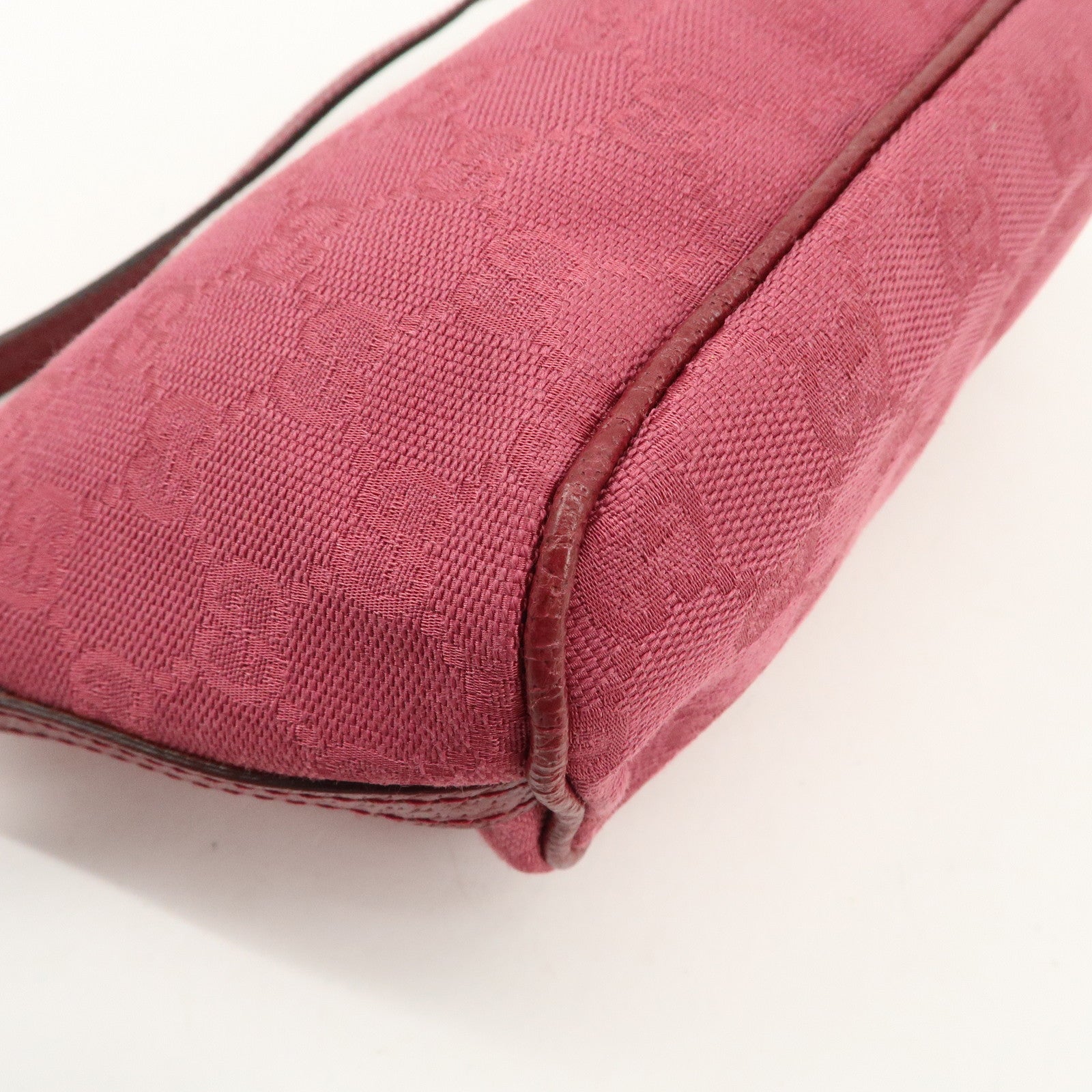 GUCCI Boat Bag GG Canvas Leather Hand Bag Pouch Pink 07198 Used