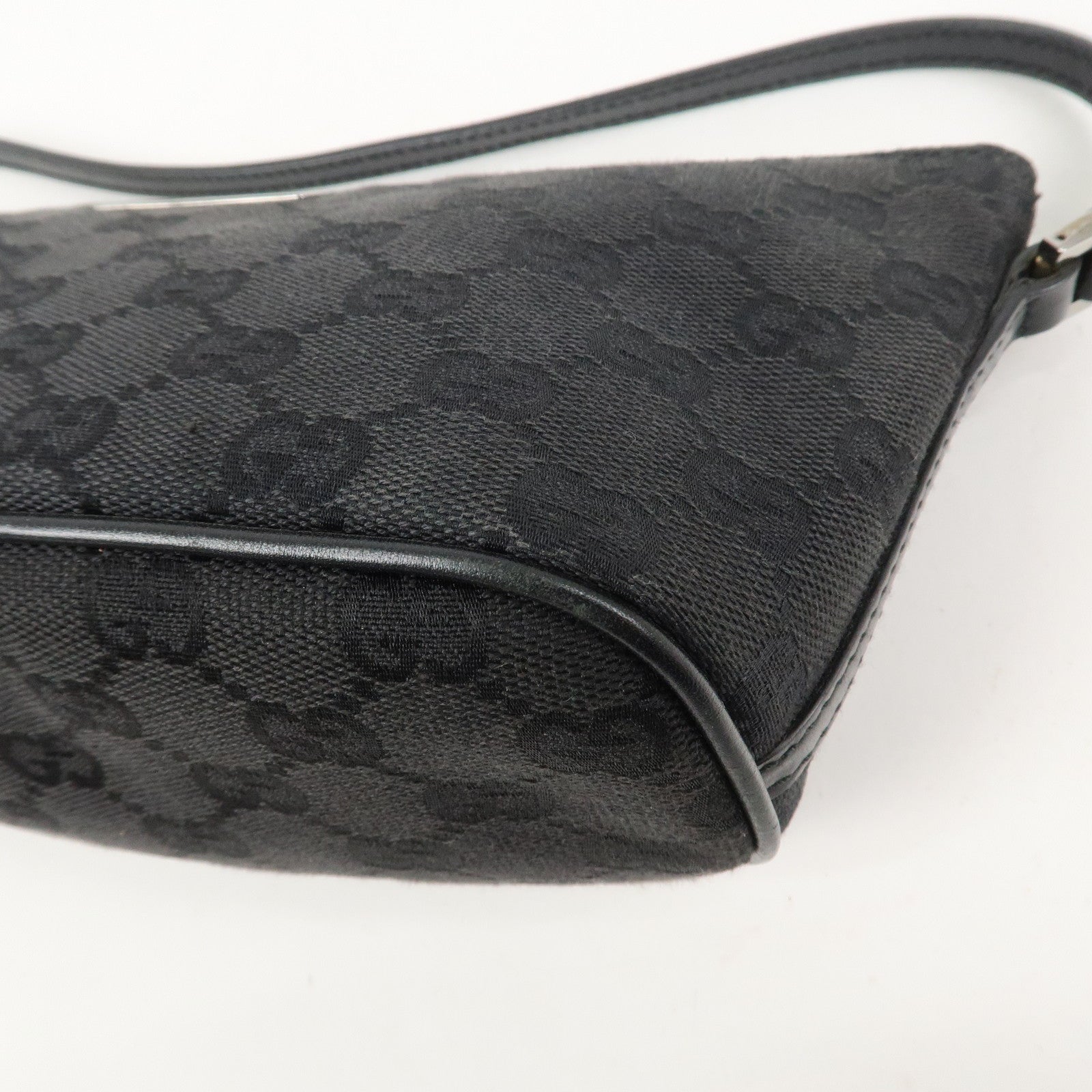 GUCCI Boat Bag GG Canvas Leather Hand Bag Pouch Black 07198