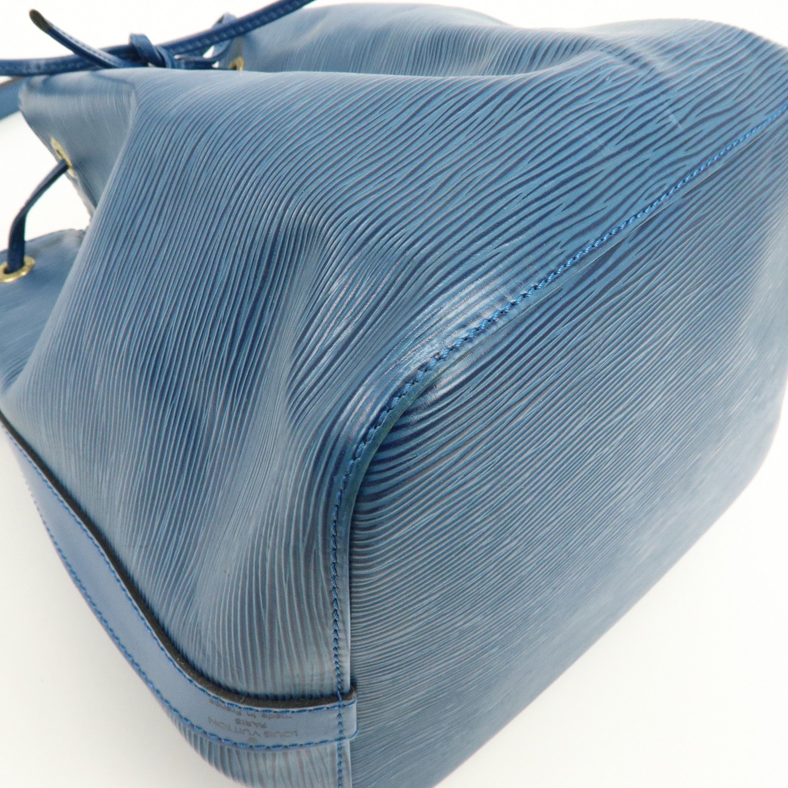 Louis Vuitton Epi Petit Noe Shoulder Bag Toledo Blue M44105