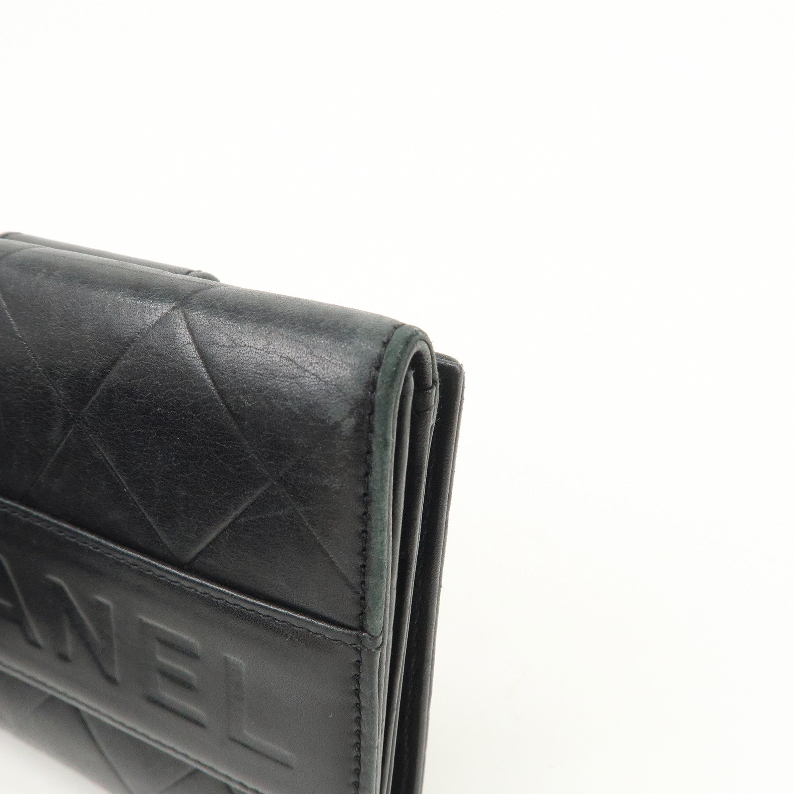 CHANEL Logo Matelasse Lamb Skin Bi-fold Wallet Black