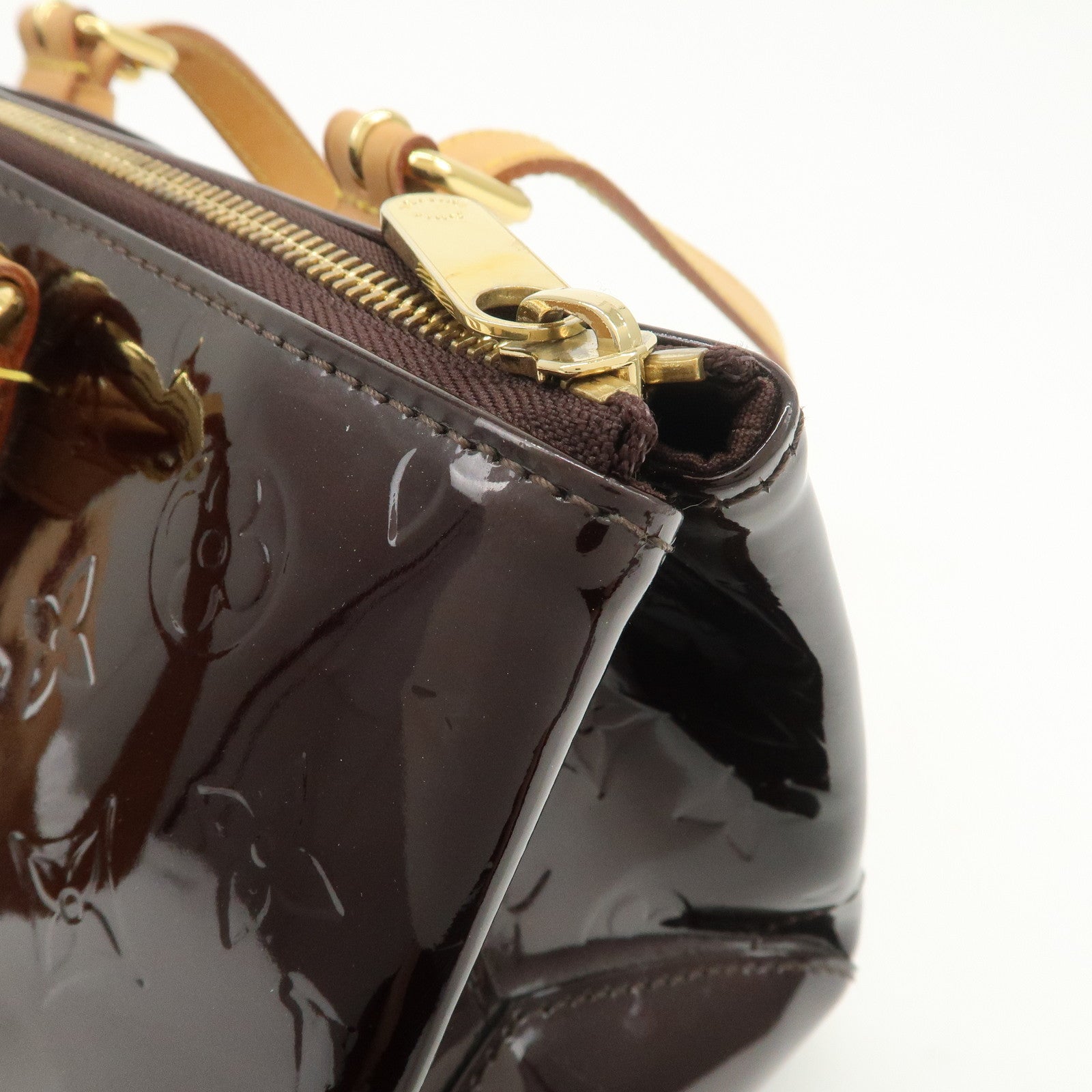 Louis Vuitton Monogram Vernis Rosewood Avenue Hand Bag M93510