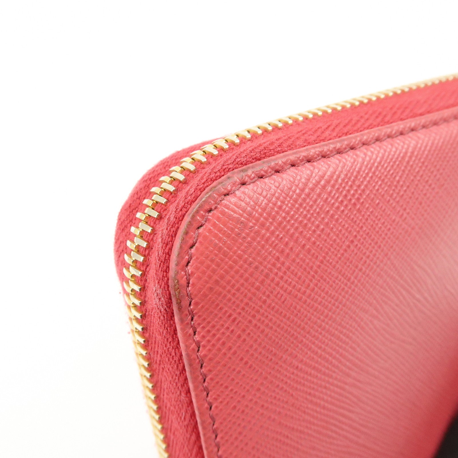 PRADA Logo Saffiano Leather Round Zippy Long Wallet Pink 1M0506