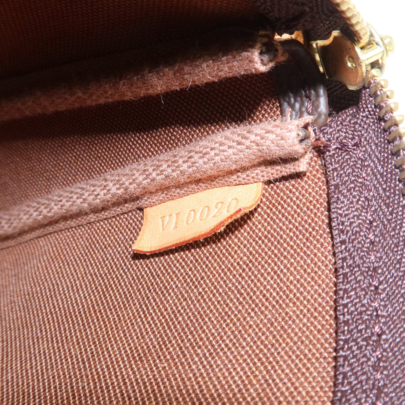 Louis Vuitton Monogram Pochette Accessoires Pouch Hand Bag M51980