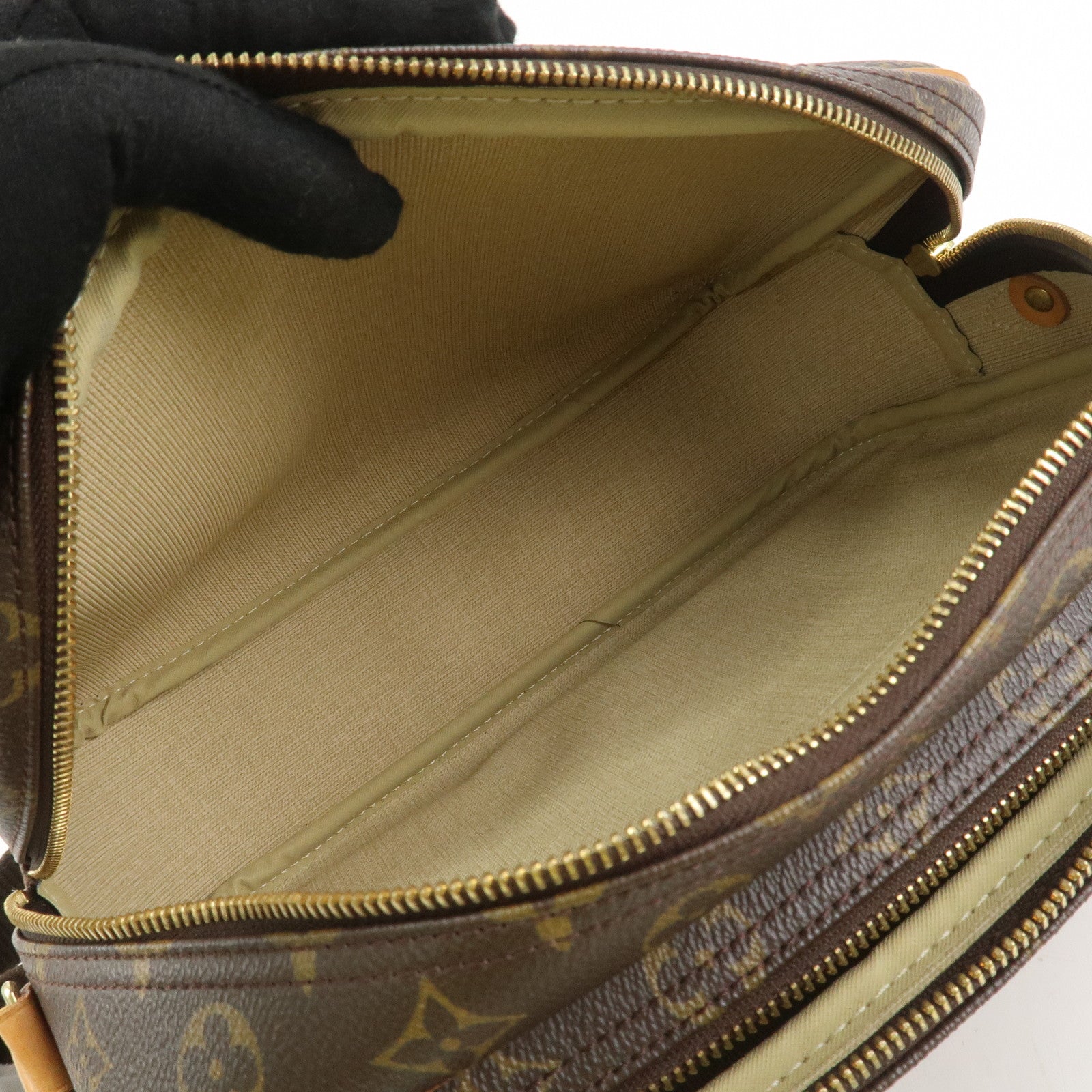 Louis Vuitton Monogram Reporter PM Shoulder Crossbody Bag M45254