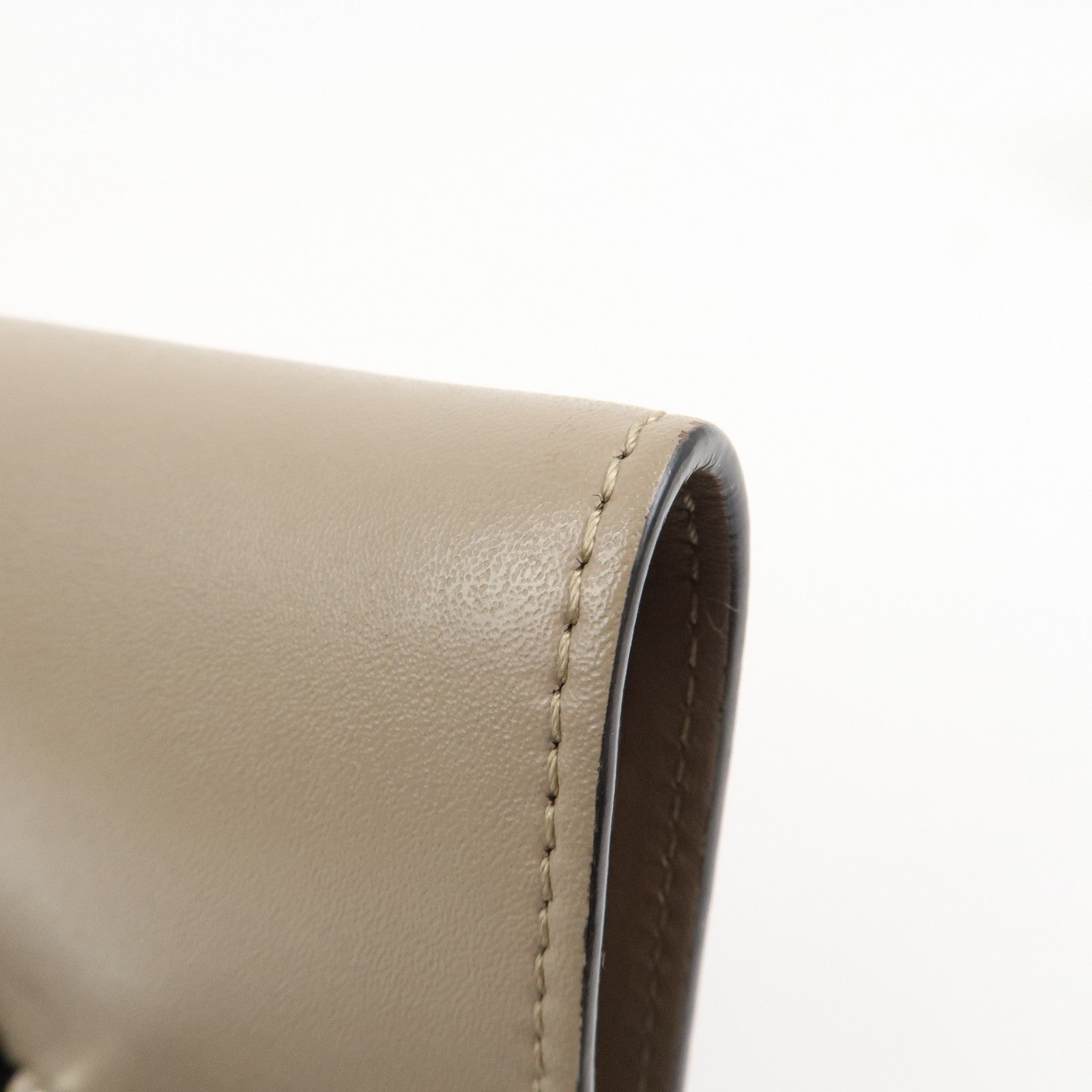 FENDI Leather Bi-fold Compact Wallet Brown 8M0387