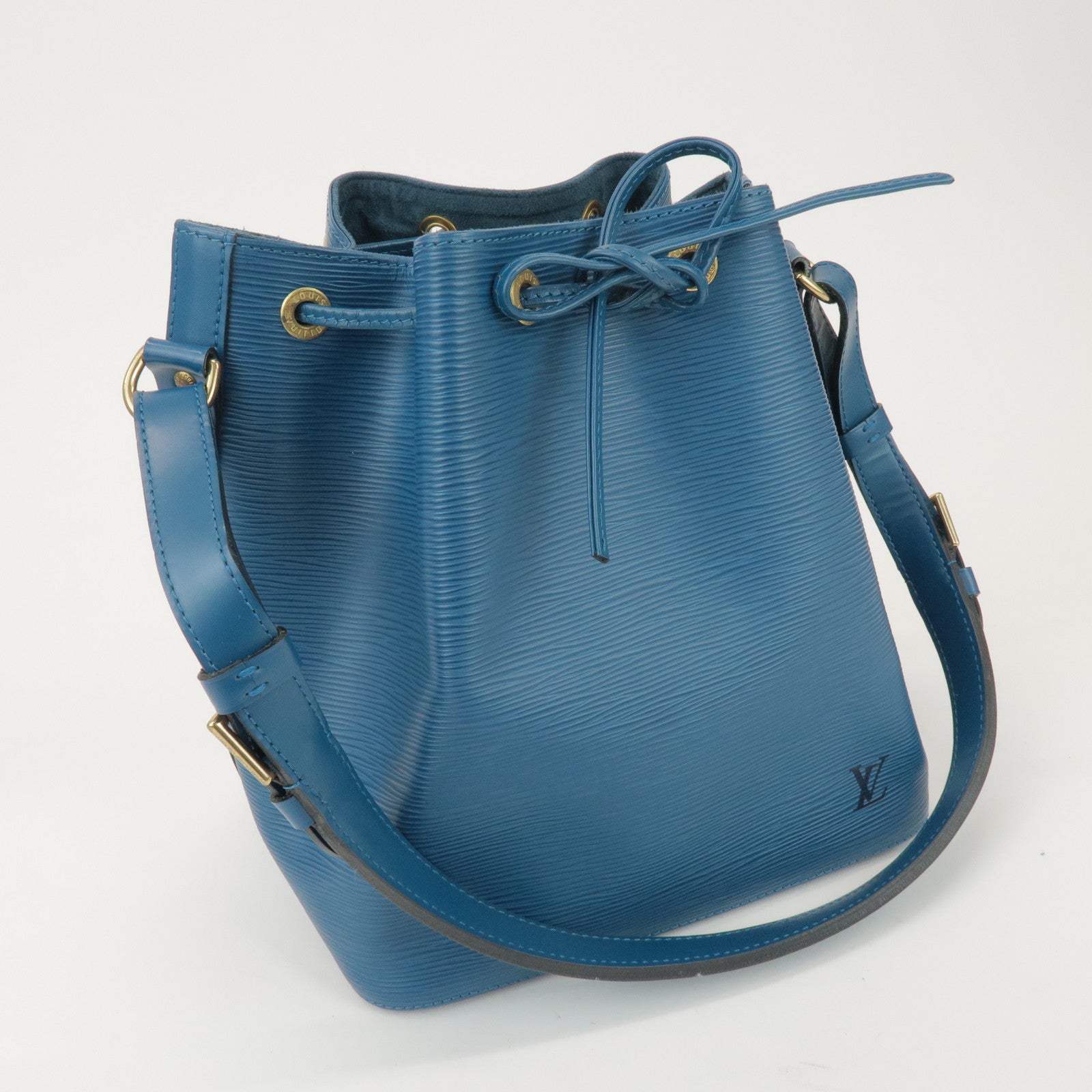 Louis Vuitton Epi Petit Noe Shoulder Bag Toledo Blue M44105