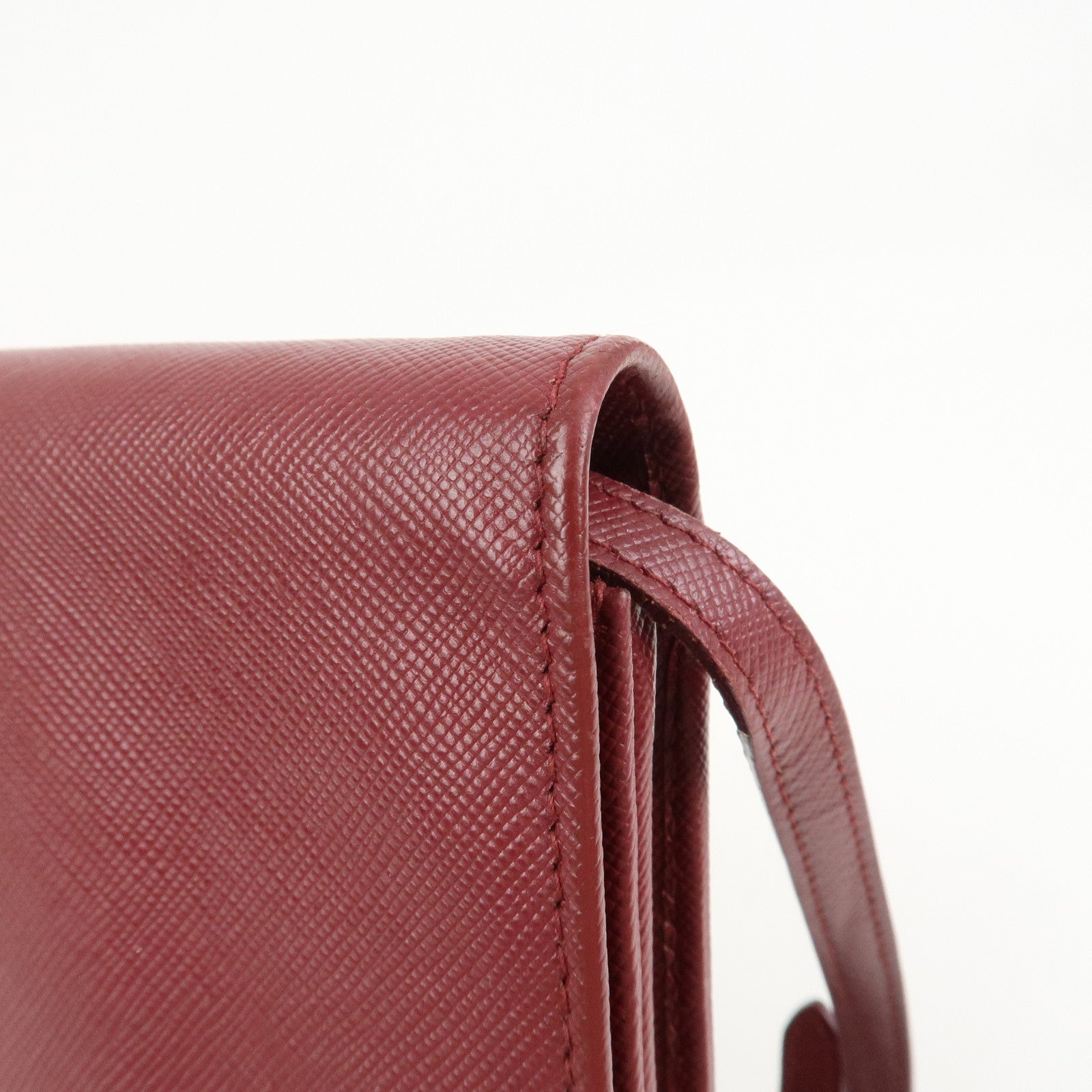 PRADA Saffiano Leather Shoulder Wallet Red Gold BT1019