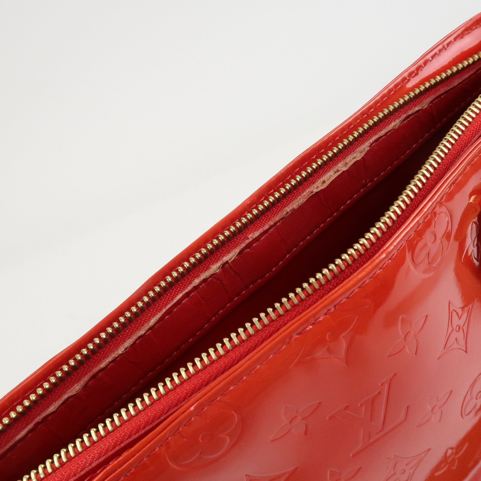 Louis Vuitton Monogram Vernis Leather Houston Hand Bag RougeM91092