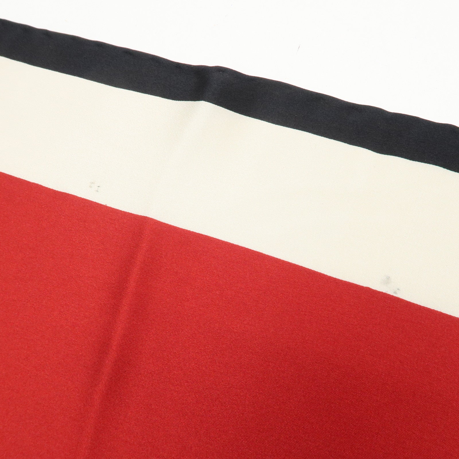 CHANEL Silk 100% 86×86 Scarf Shawl Ivory Red Black