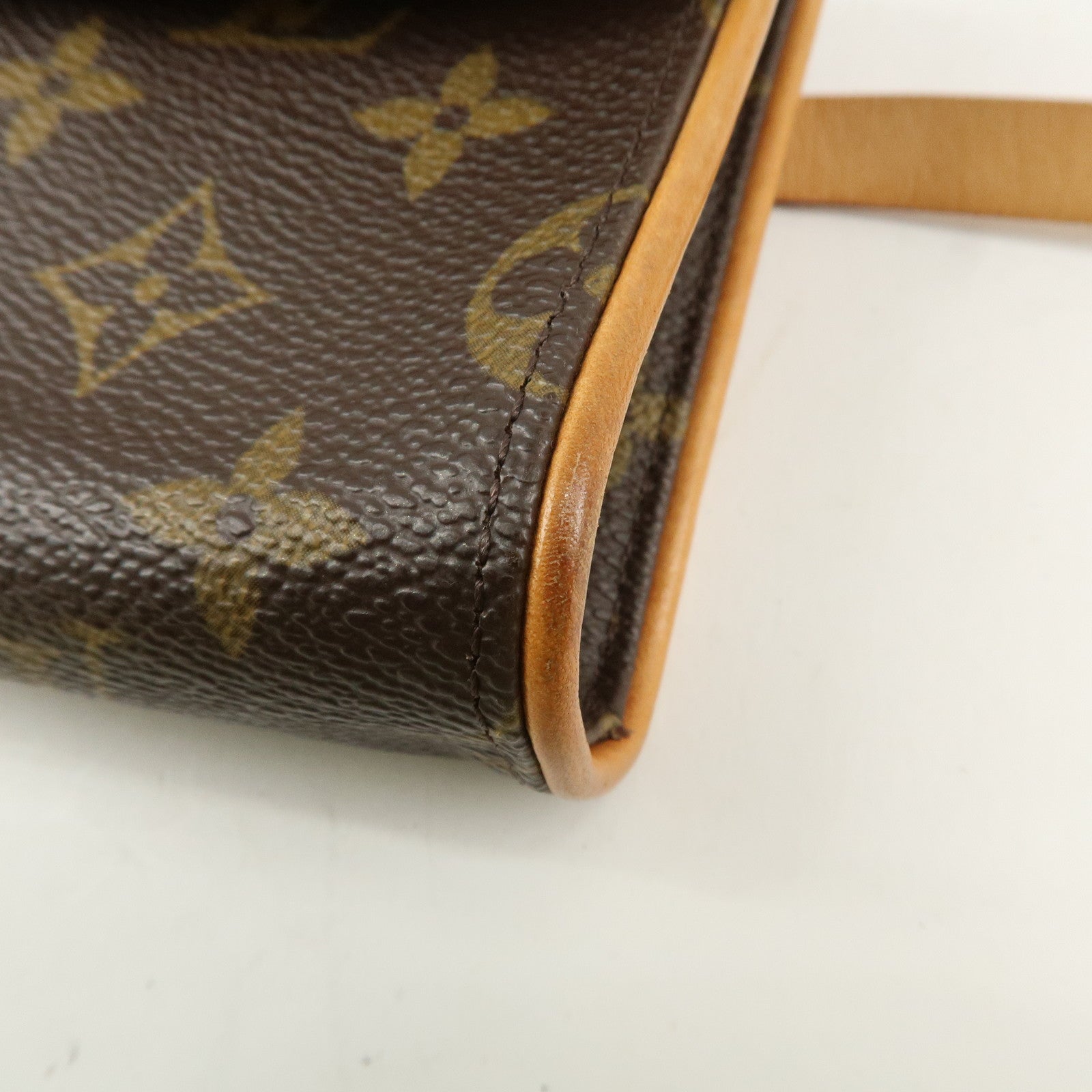 Louis Vuitton Monogram Pochette Florentine Waist Bag Belt XS M51855 Used