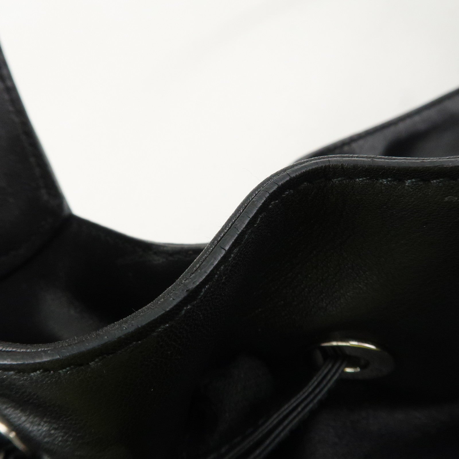 GUCCI Drawstring Leather Shoulder Bag Hand Bag Black 001.4033 Used