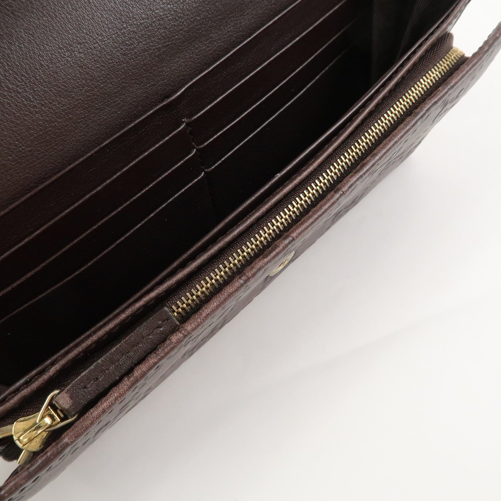 GUCCI Guccissima Leather Chain Strap Long Wallet Hand Bag 269541