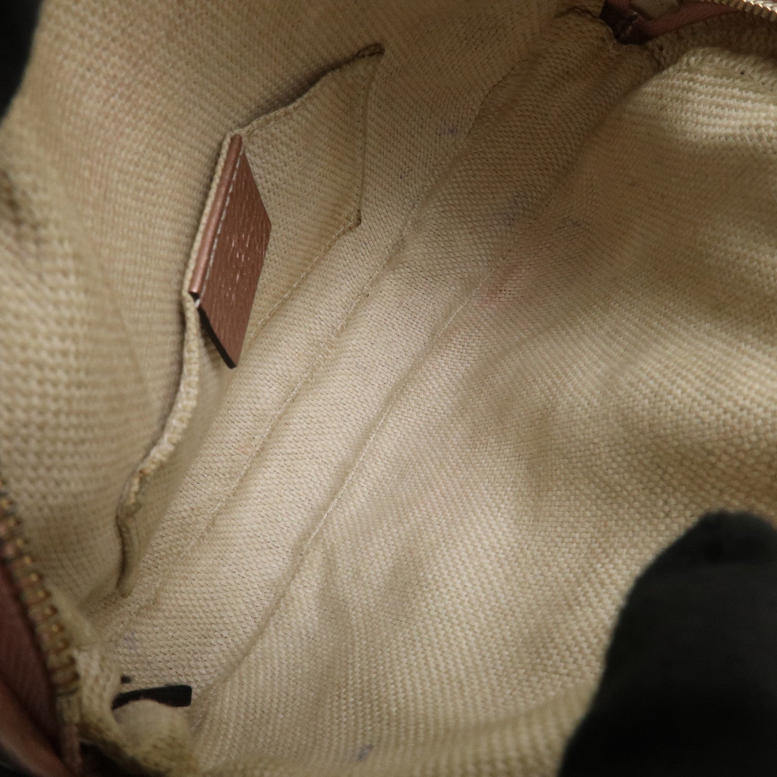 GUCCI SOHO Leather Chain Shoulder Bag Metallic Pink 353965