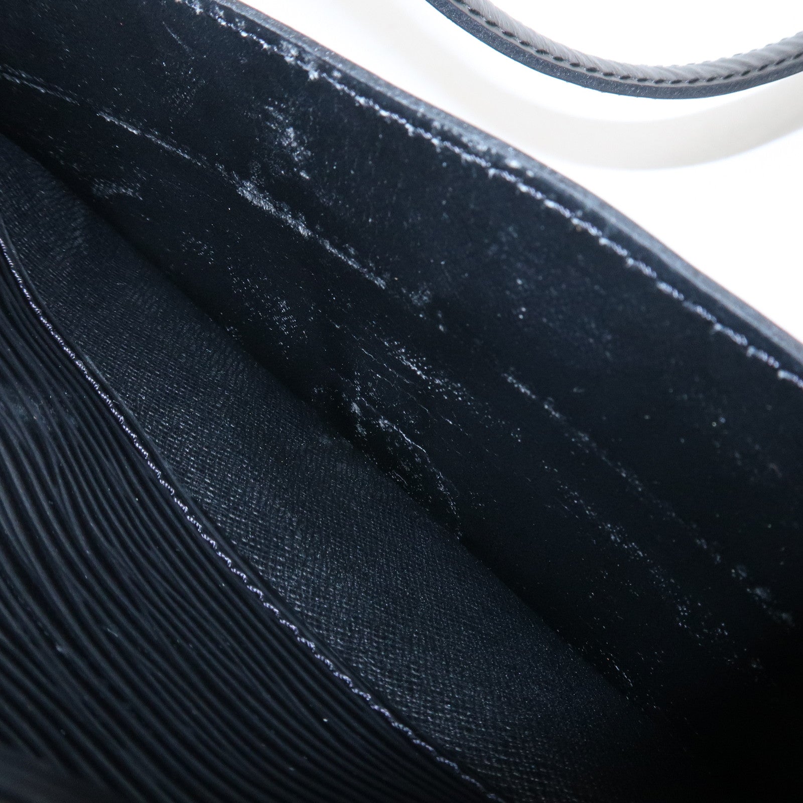 Louis Vuitton Epi Jeune Fille Shoulder Bag Noir M52152