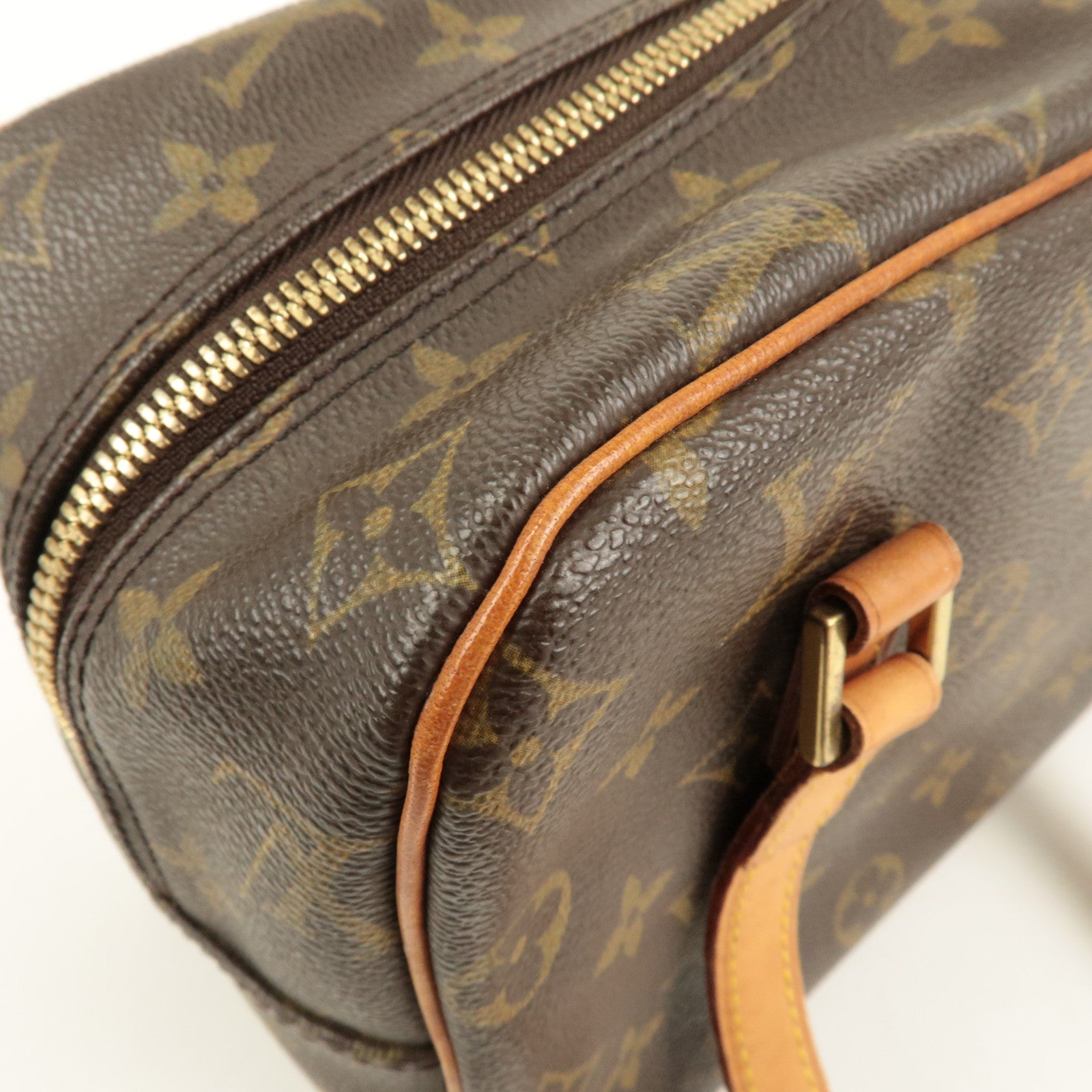 Louis Vuitton Monogram Cite MM Shoulder Bag Hand Bag M51182