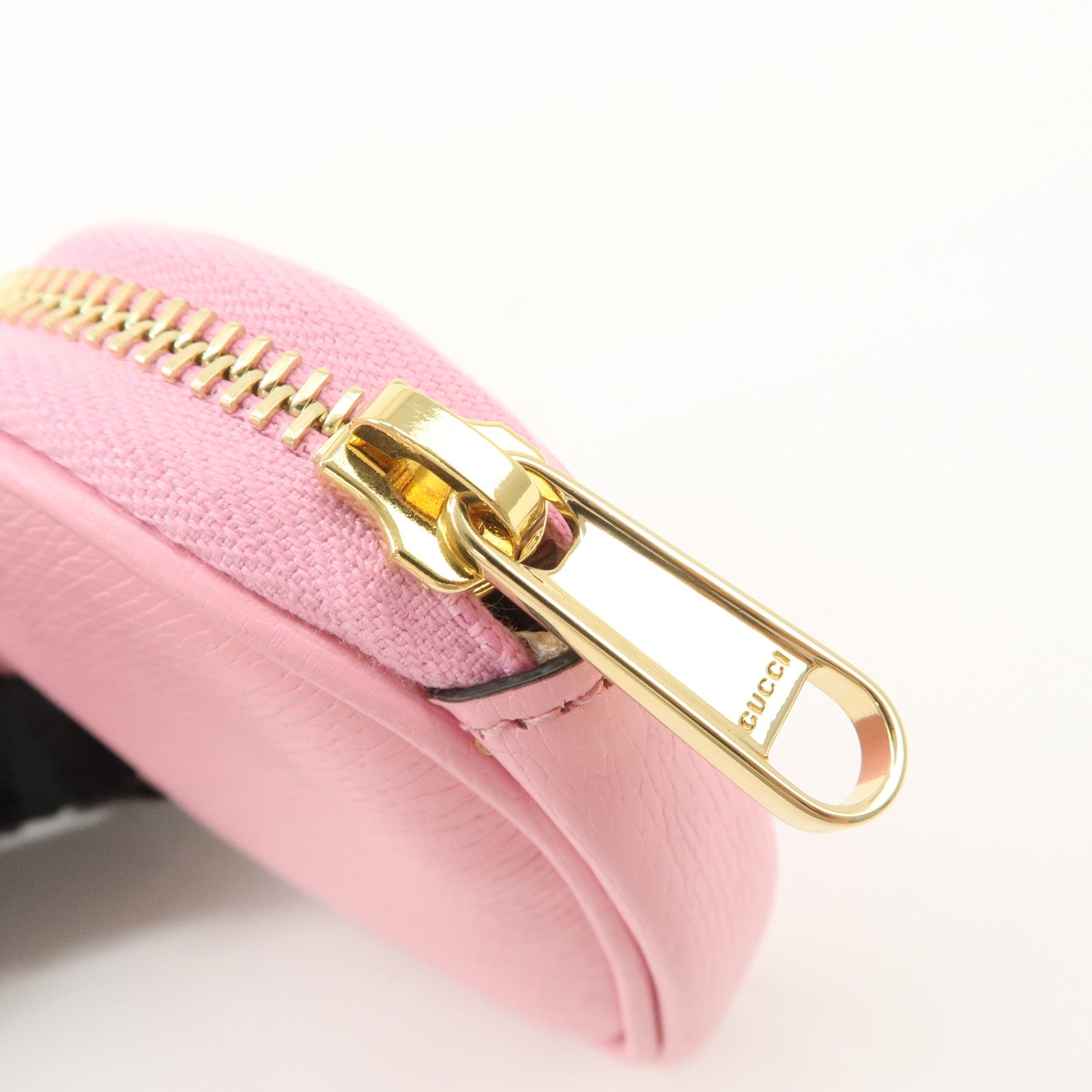 GUCCI Bananya Collaboration Leather Heart Coin Case Pink 701062 Used