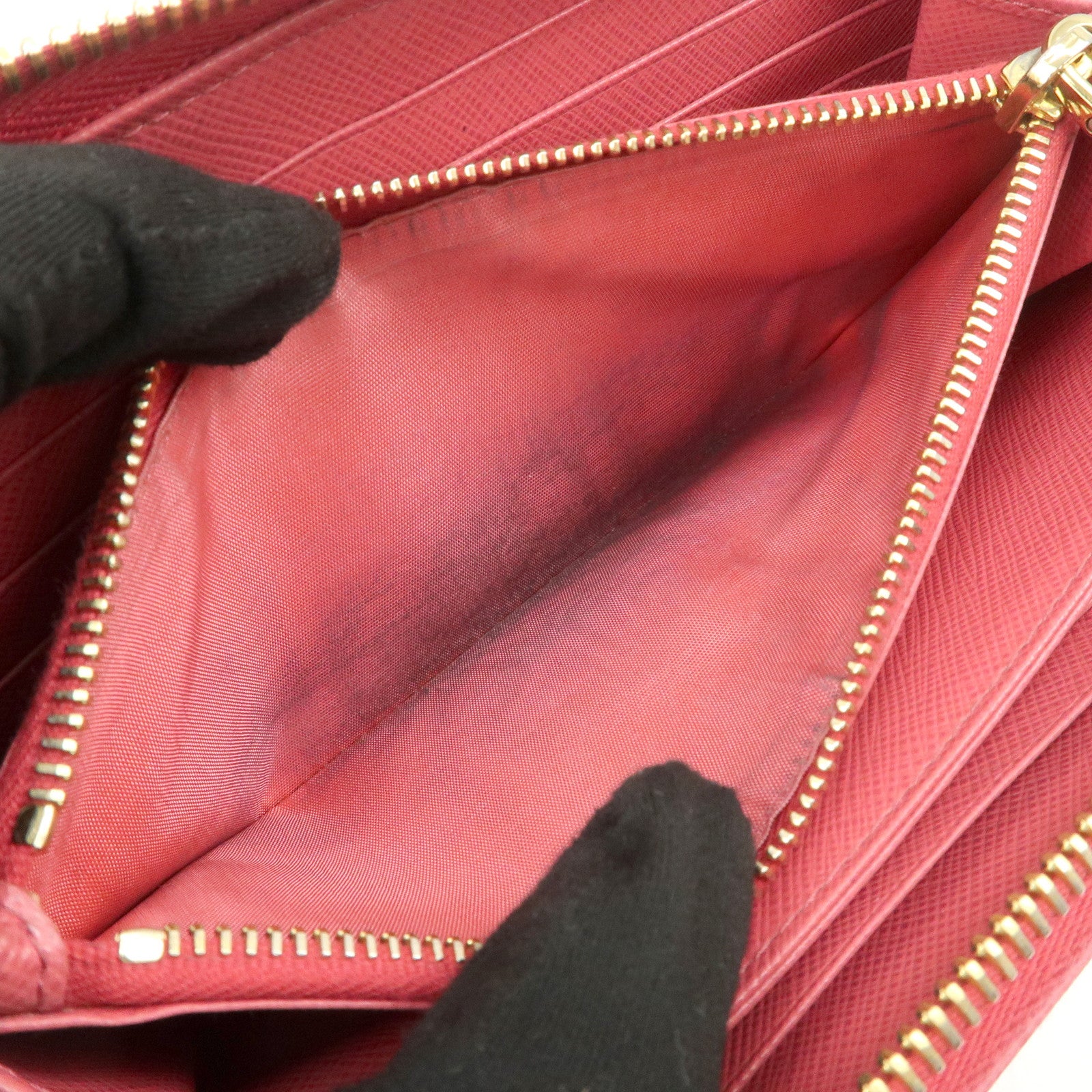 PRADA Logo Saffiano Leather Round Zippy Long Wallet Pink 1M0506