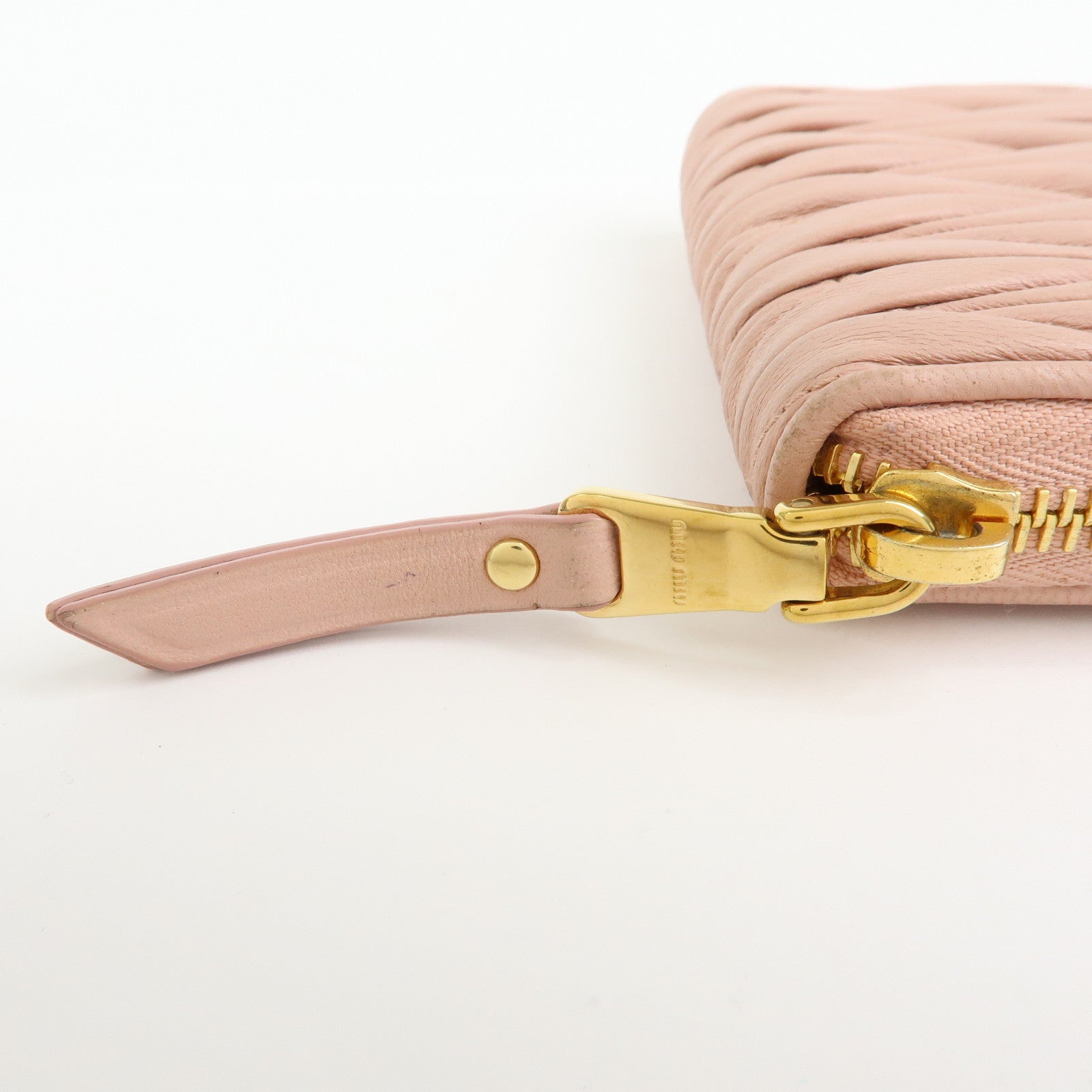 MIU MIU Matelasse Nappa Leather Compact Zippy Wallet Pink