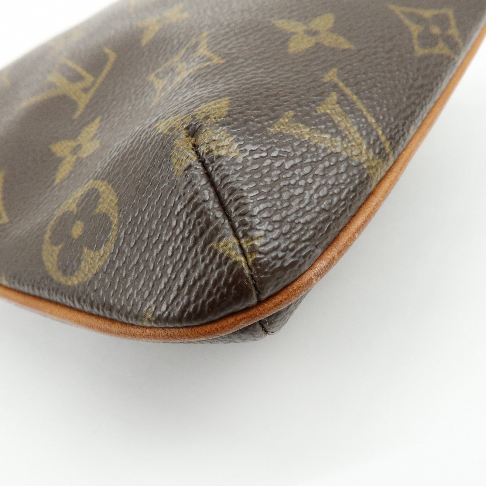 Louis Vuitton Monogram Partition Pouch Wristlet Bag Brown M51901