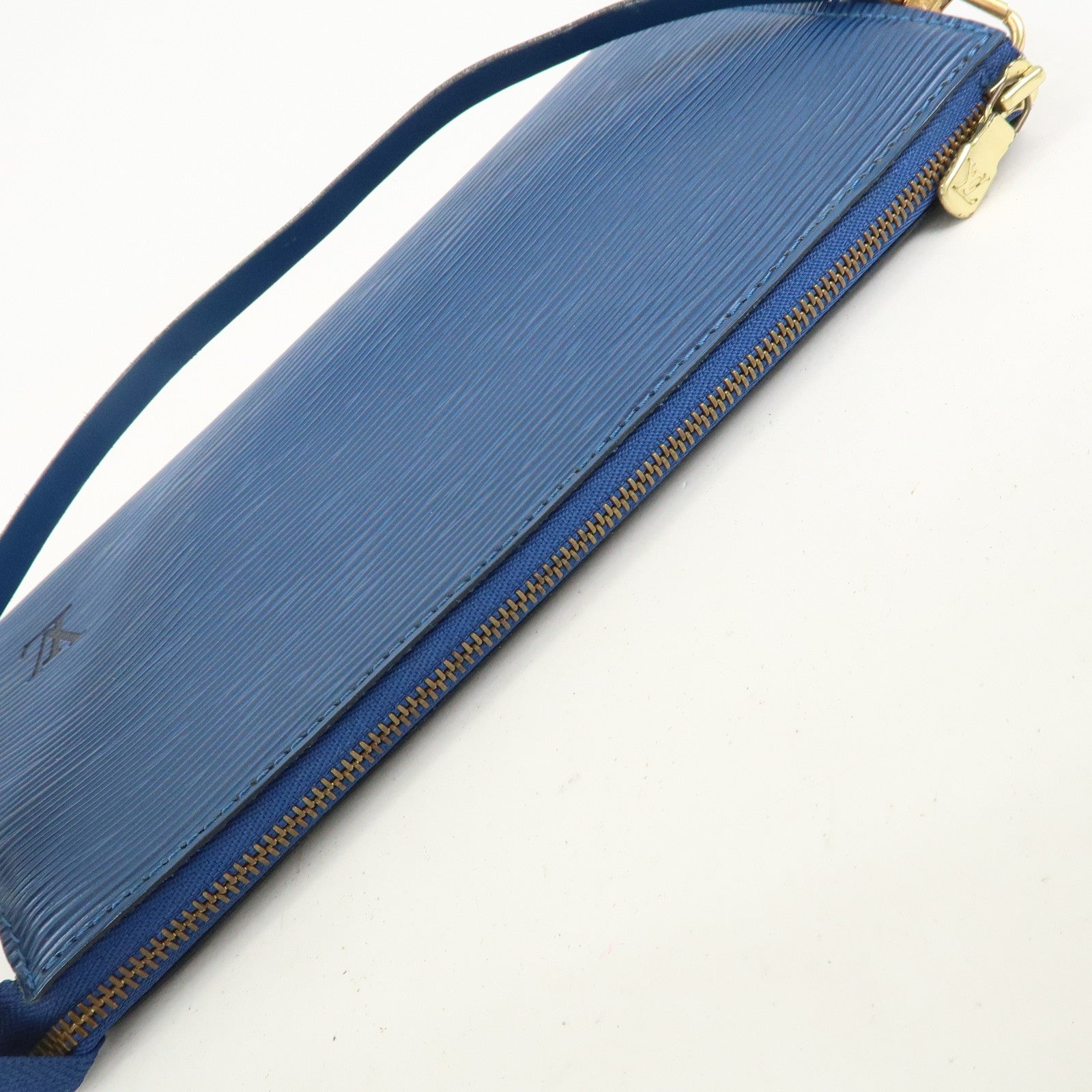 Louis Vuitton Epi Pochette Accessoires Pouch Toledo Blue M52945