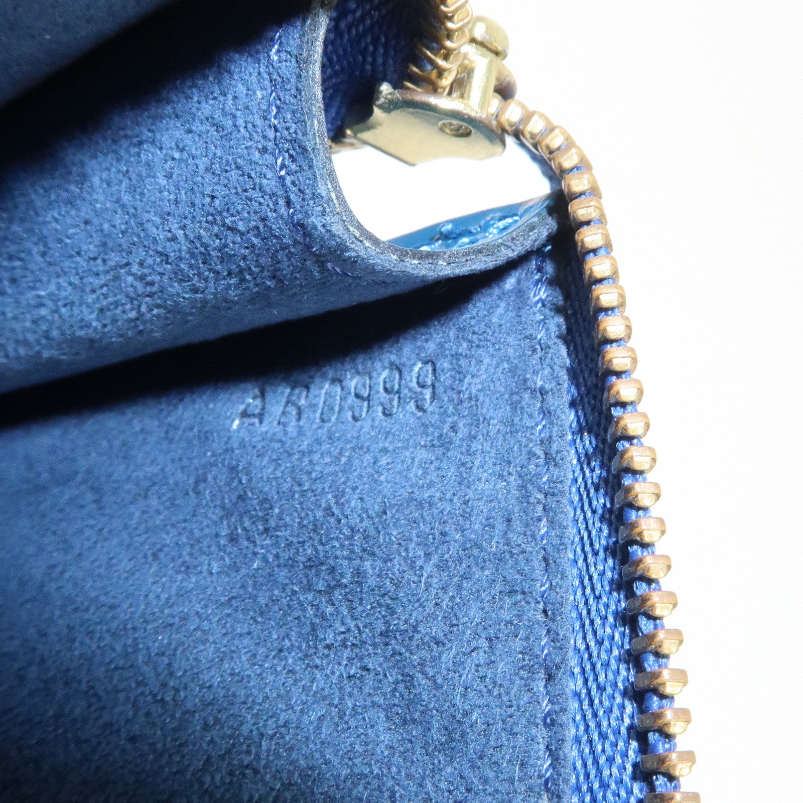 Louis Vuitton Epi Pochette Accessoires Pouch Toledo Blue M52945