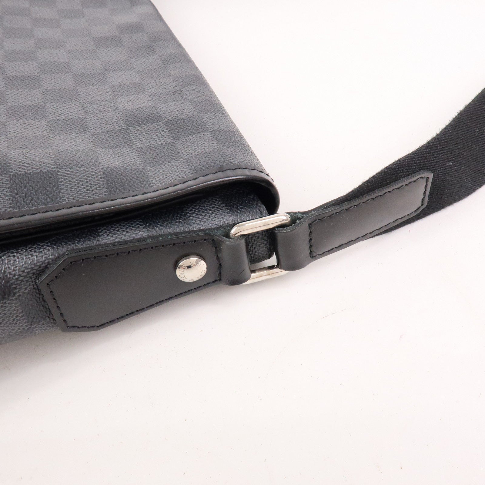 Louis Vuitton Damier Graphite Daniel MM Shoulder Bag N58029