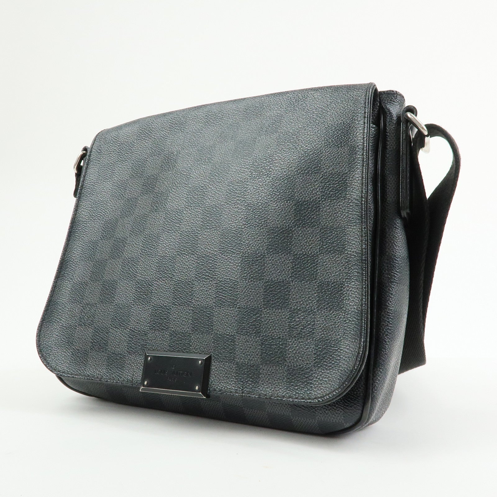 Louis Vuitton Damier Graphite District PM Shoulder Bag Noir N41260