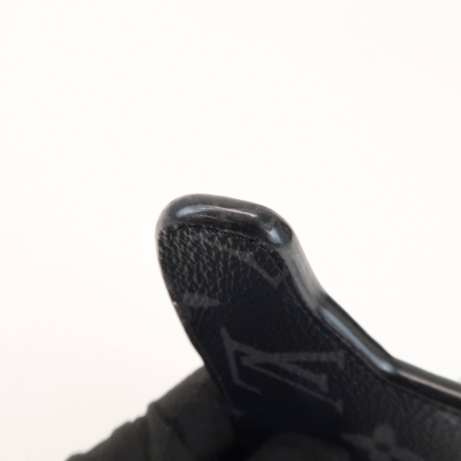 Louis Vuitton Monogram Eclips Porte Cles LV Trainer M68866