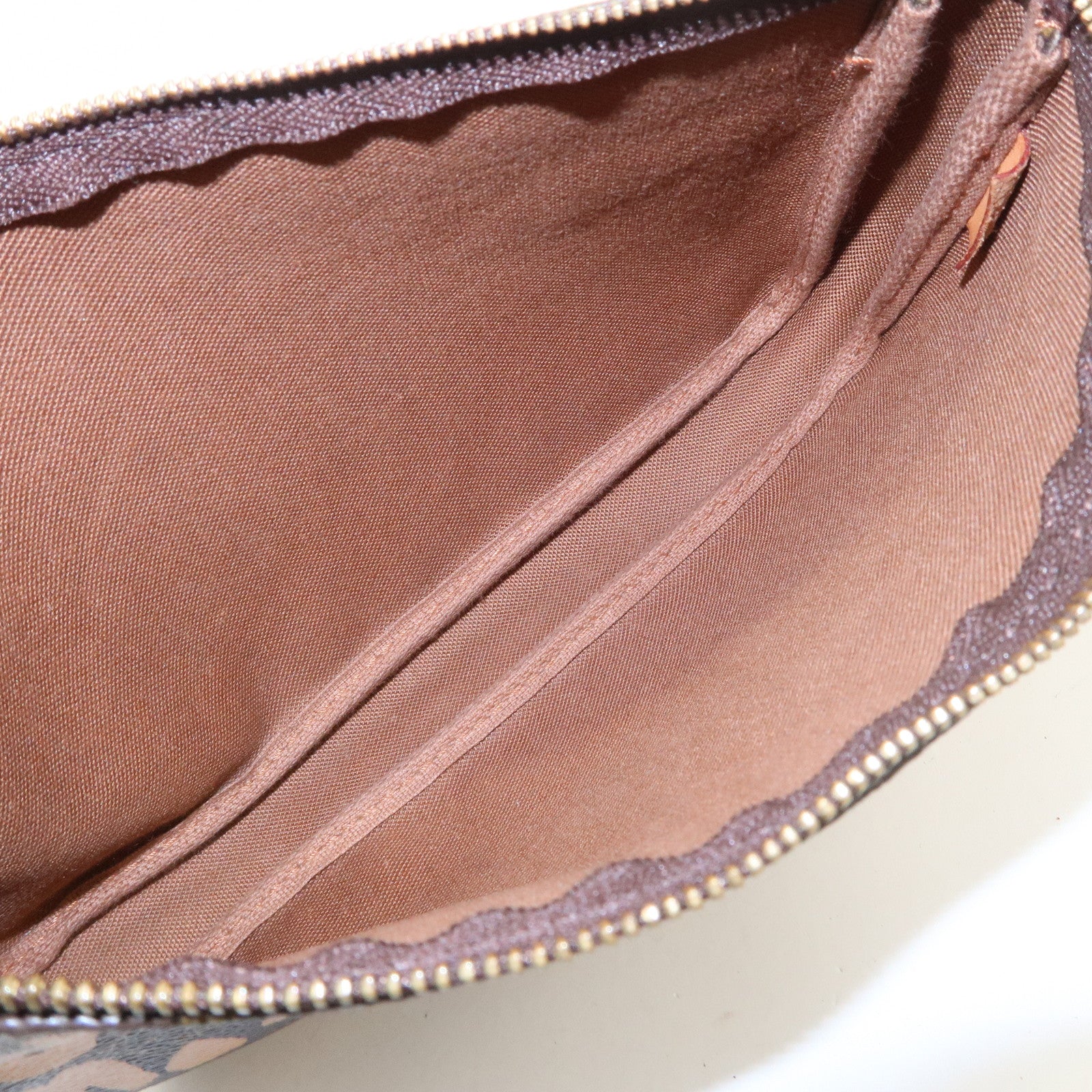 Louis Vuitton Monogram Graffiti Pochette Accessoires Peach M92193