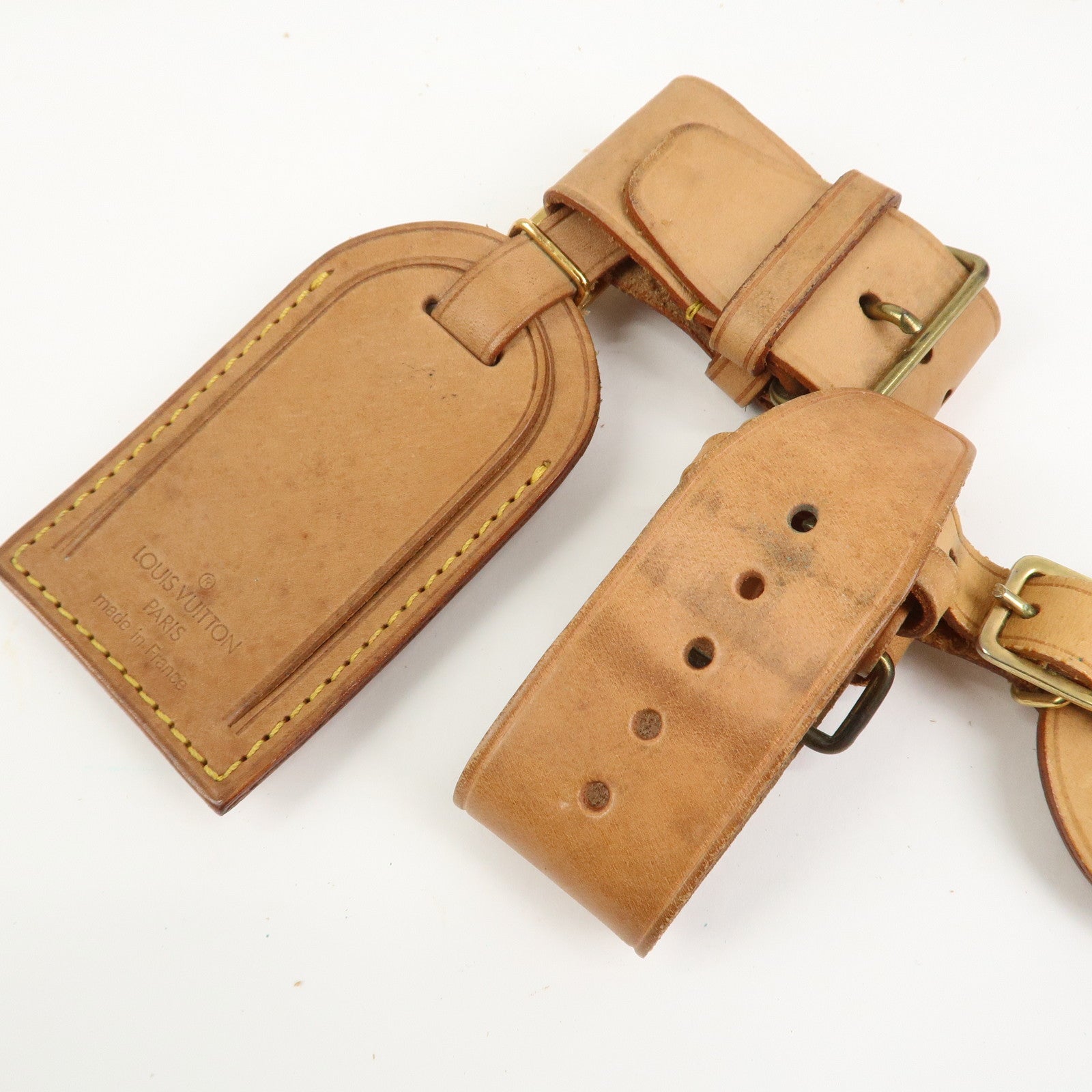 Louis Vuitton Set Of 20 Leather Name Tag & Poignet