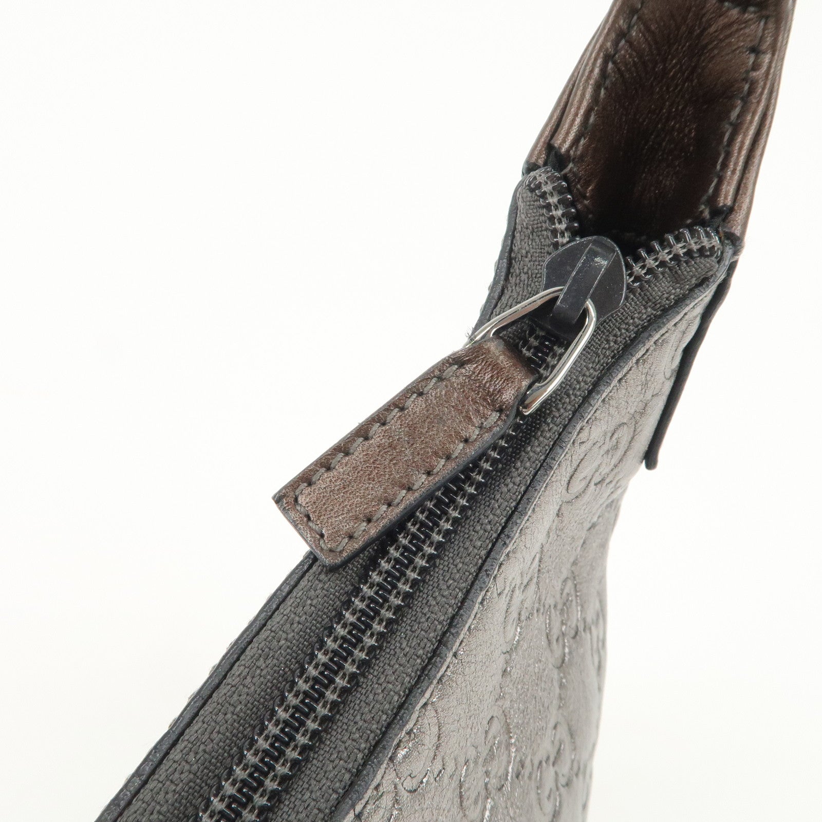 GUCCI Guccissima Leather Shoulder Bag Hand Bag Silver 240020