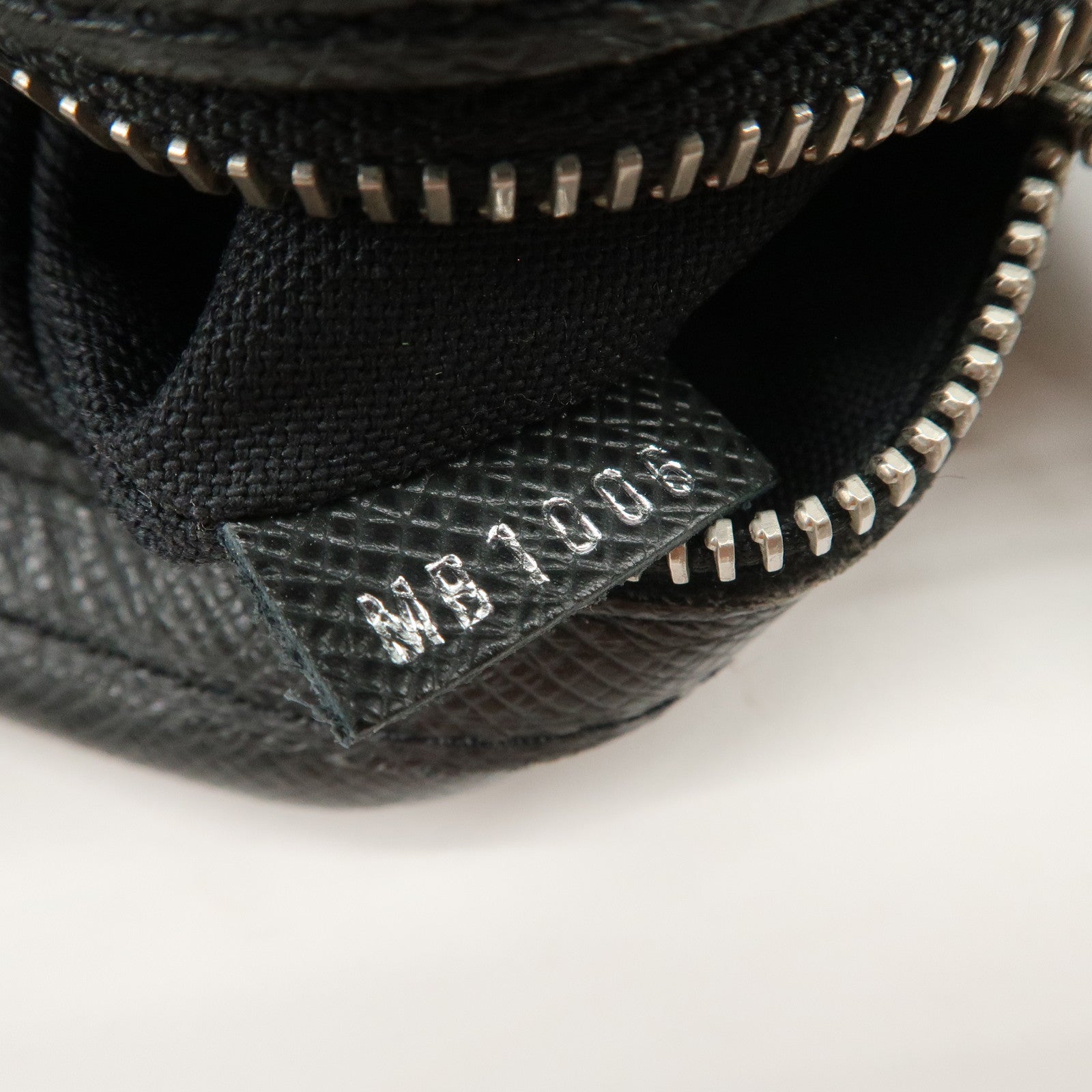 Louis Vuitton Taiga Leather Dimitri Shoulder Bag Ardoise M32462