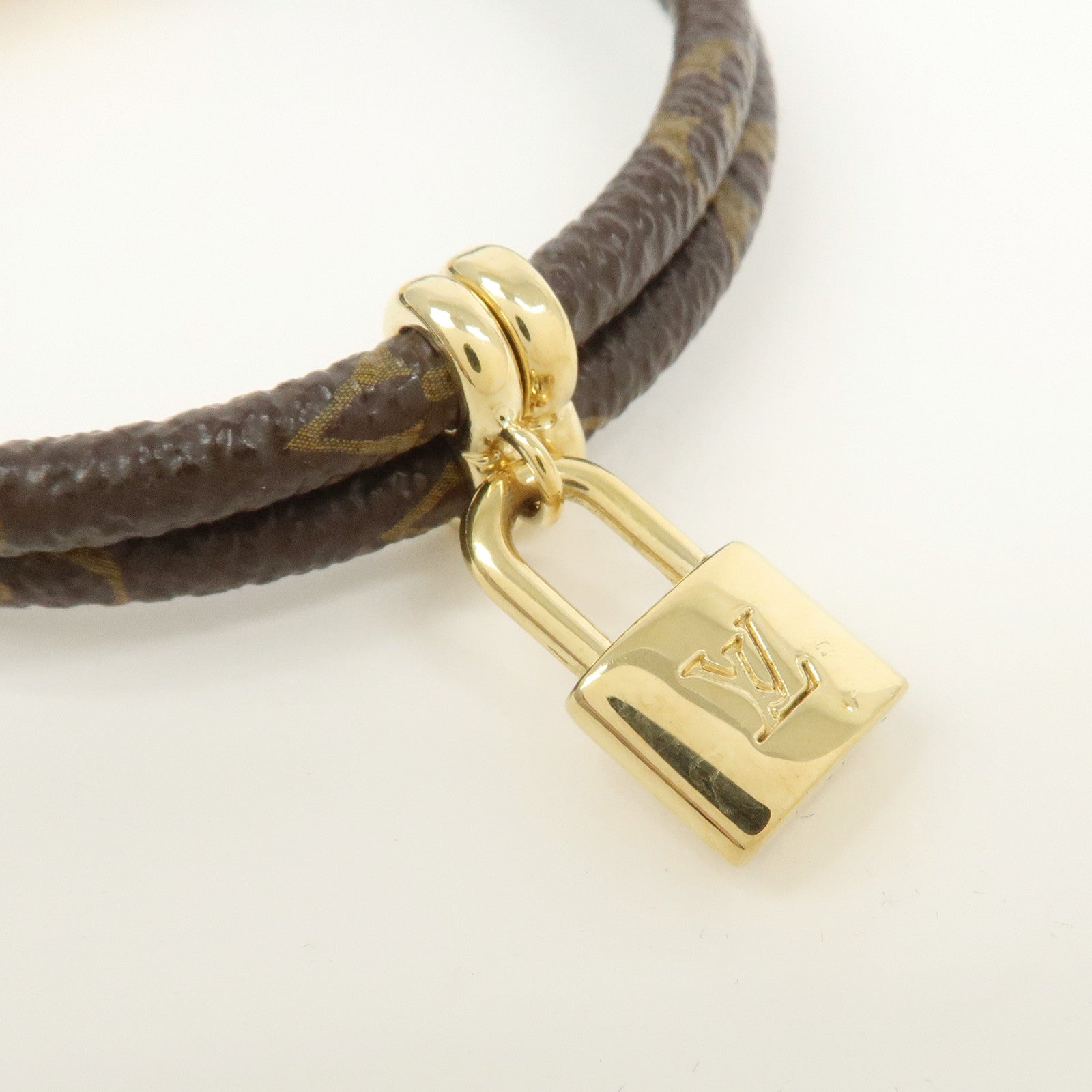 Louis Vuitton Monogram Canvas Keep It Twice Bracelet M8109