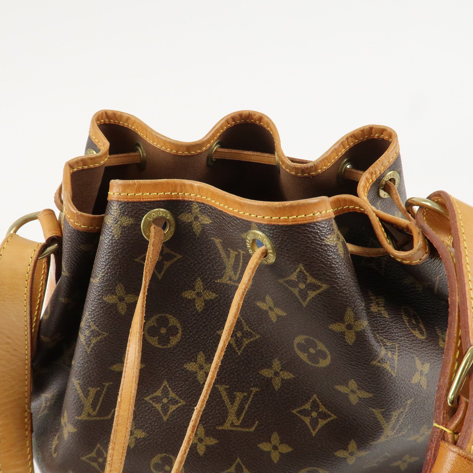Louis Vuitton Monogram Petit Noe Shoulder Bag Brown M42226 Used