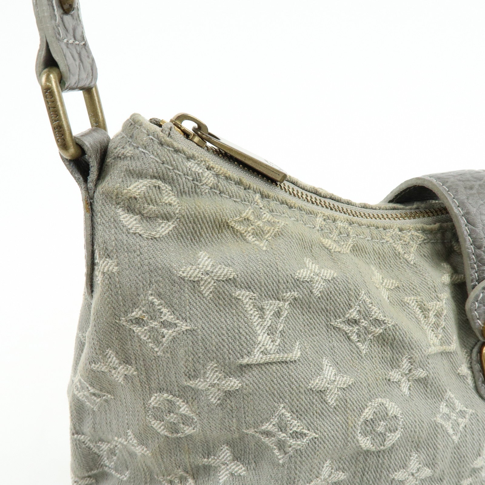 Louis Vuitton Slightly Denim Leather Shoulder Bag Gris M95384