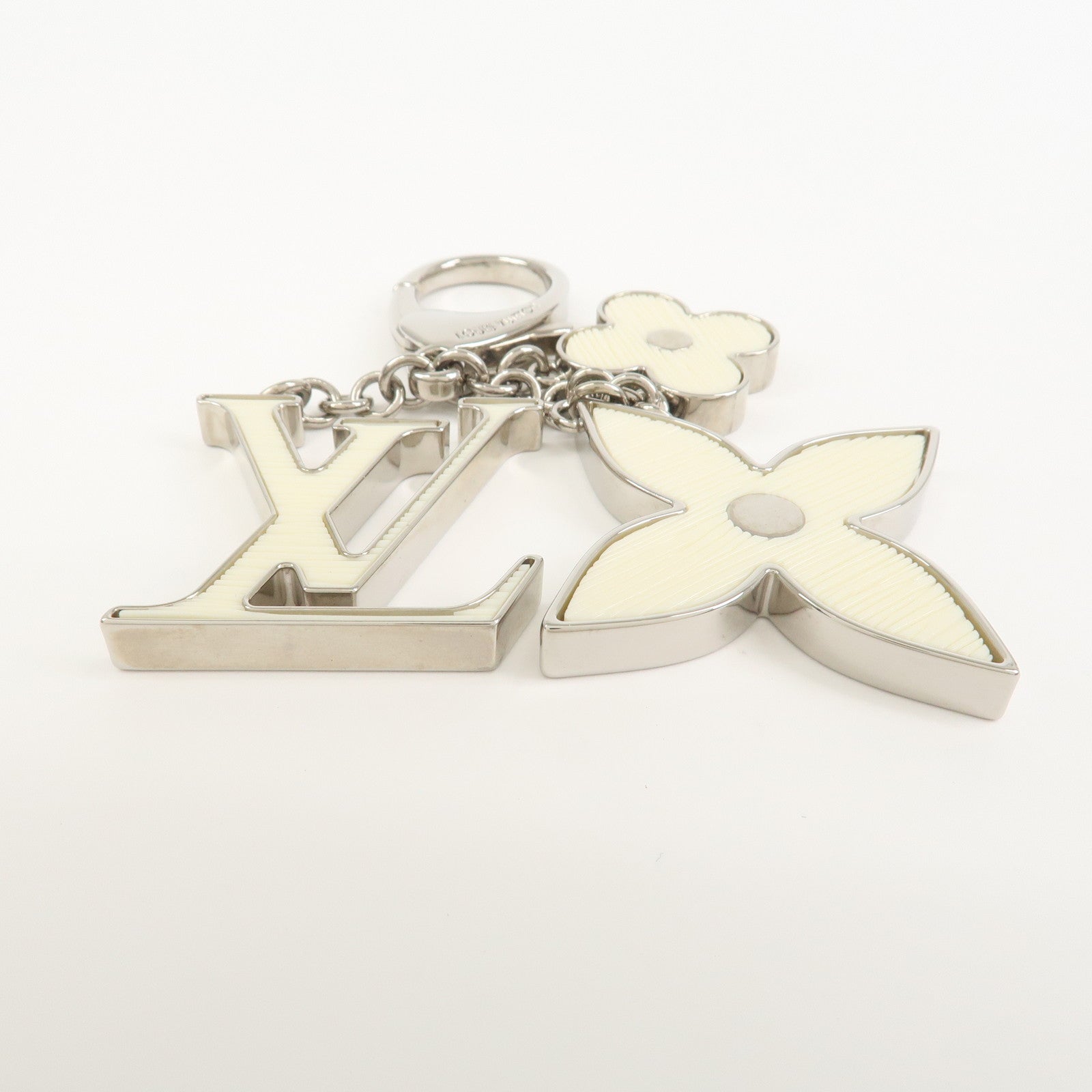 Louis Vuitton Bijoux Sac Fleur de Epi Bag Charm Silver White M65085
