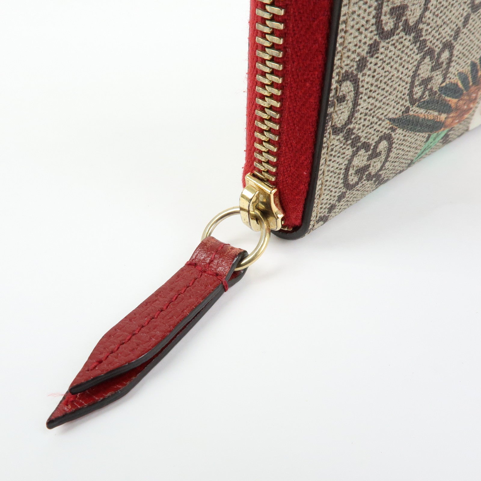 GUCCI Tian GG Supreme Leather Zippy Around Card Case Beige 424897