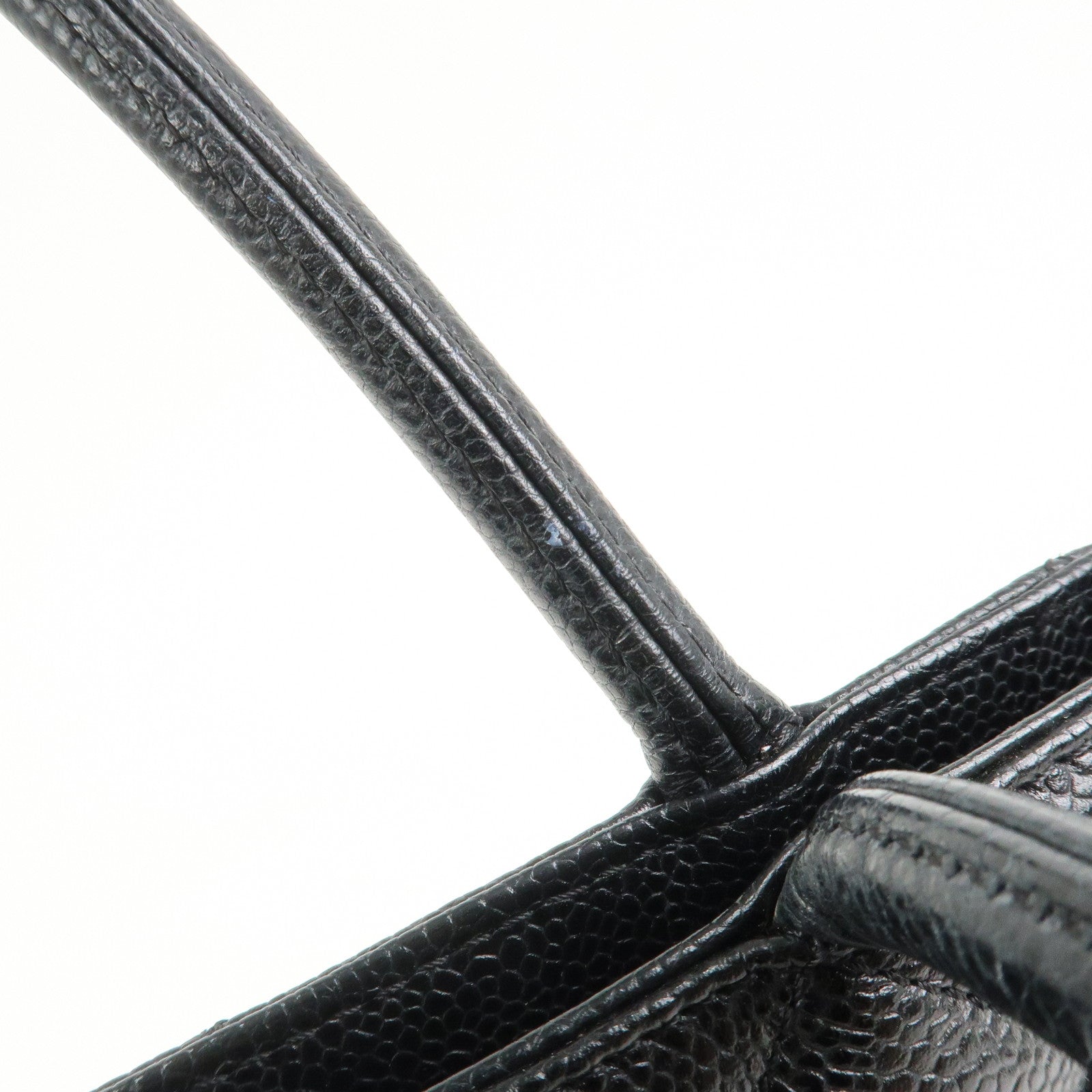 CHANEL Matelasse Caviarskin Medallion Tote Bag Hand Bag A01804