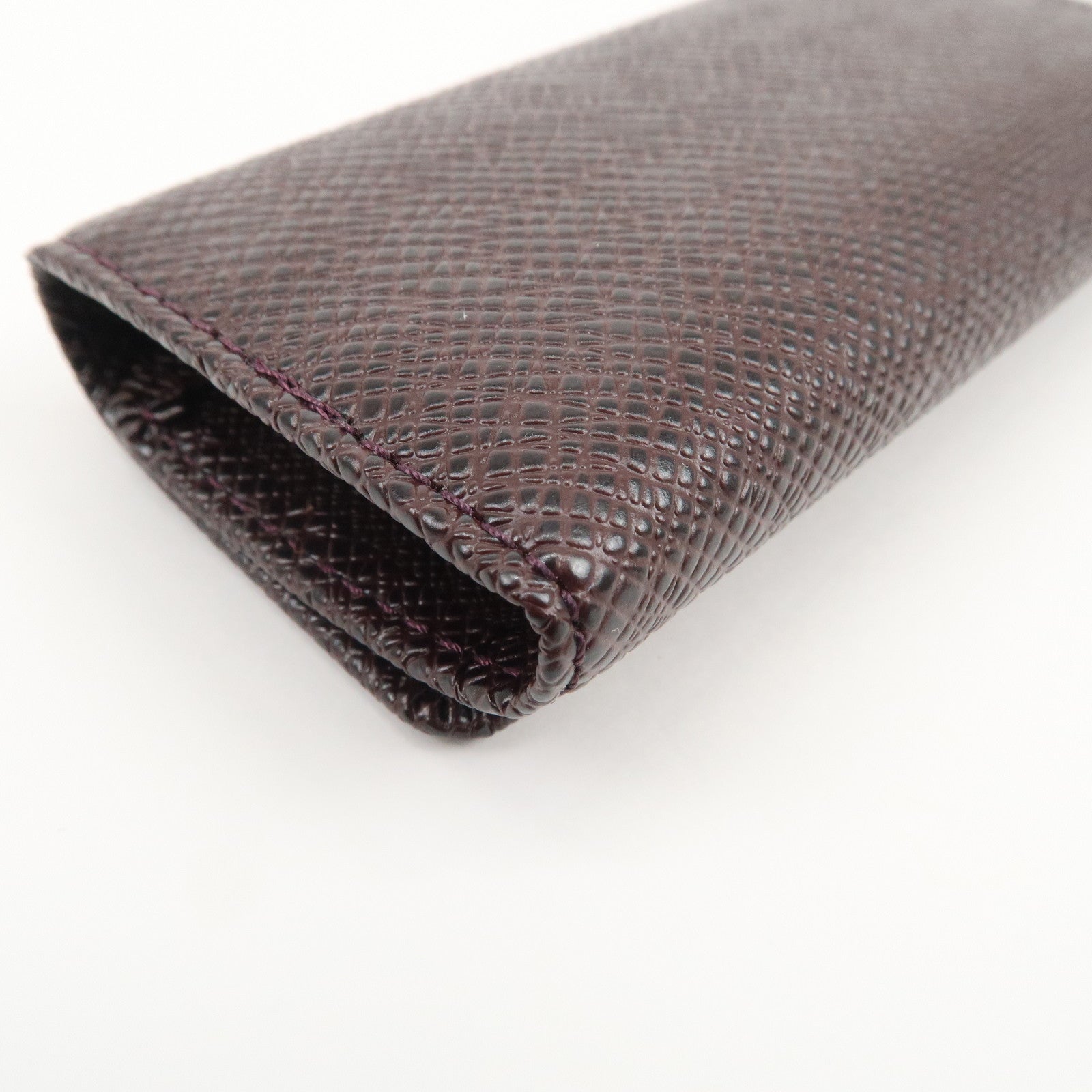 Louis Vuitton Taiga Multicles 4 Key Case Key Holder Grizzly M30528
