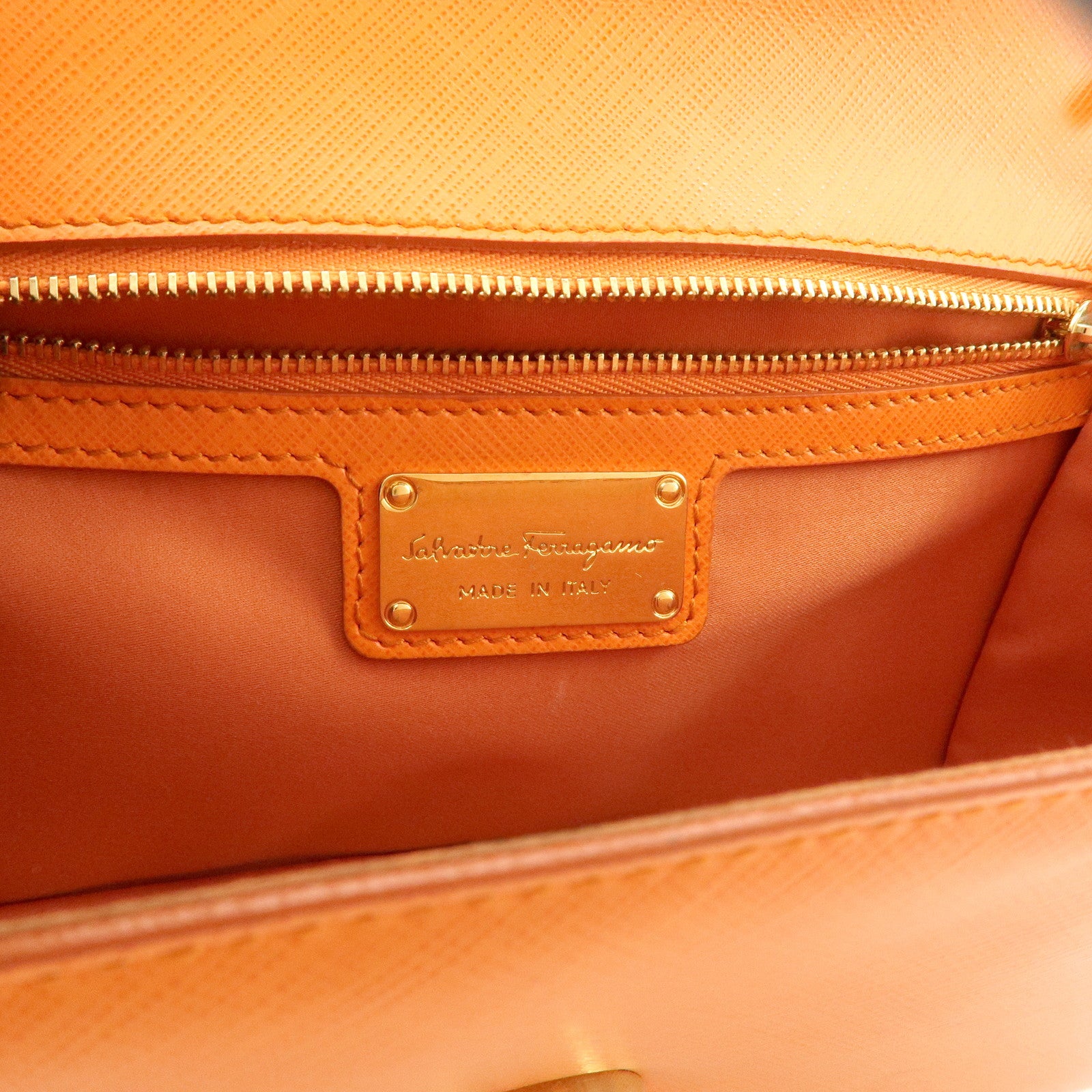 Ferragamo Vara Ribbon Leather Chain Shoulder Bag Hand Bag Orange