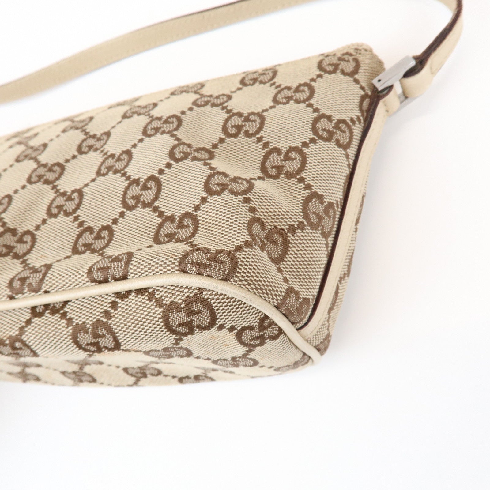 GUCCI Boat Bag GG Canvas Leather Pouch Hand Bag Beige Brown 07198