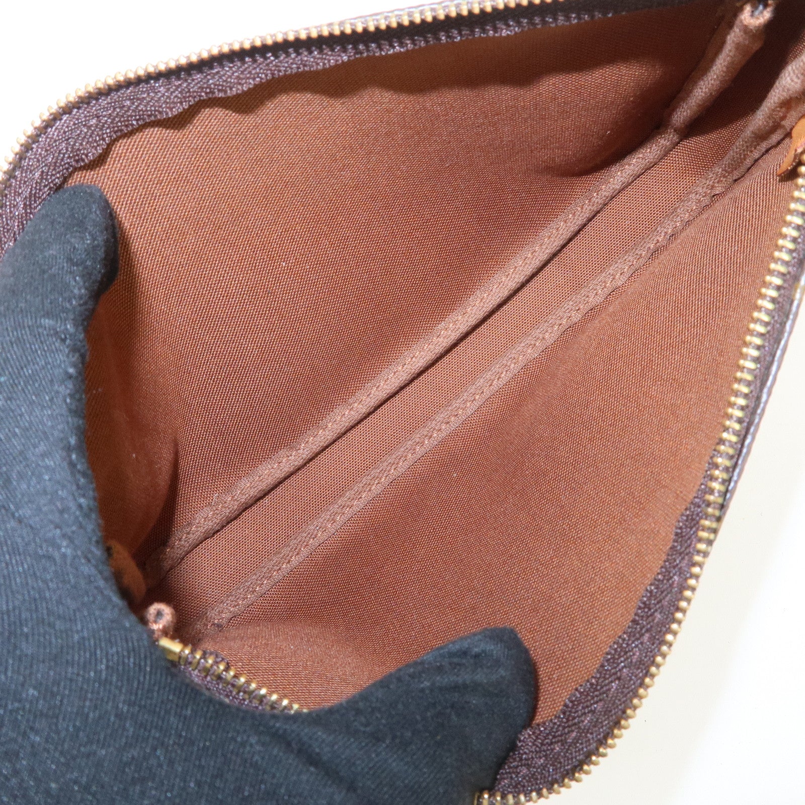 Louis Vuitton Monogram Pochette Accessoires Pouch Hand Bag M51980