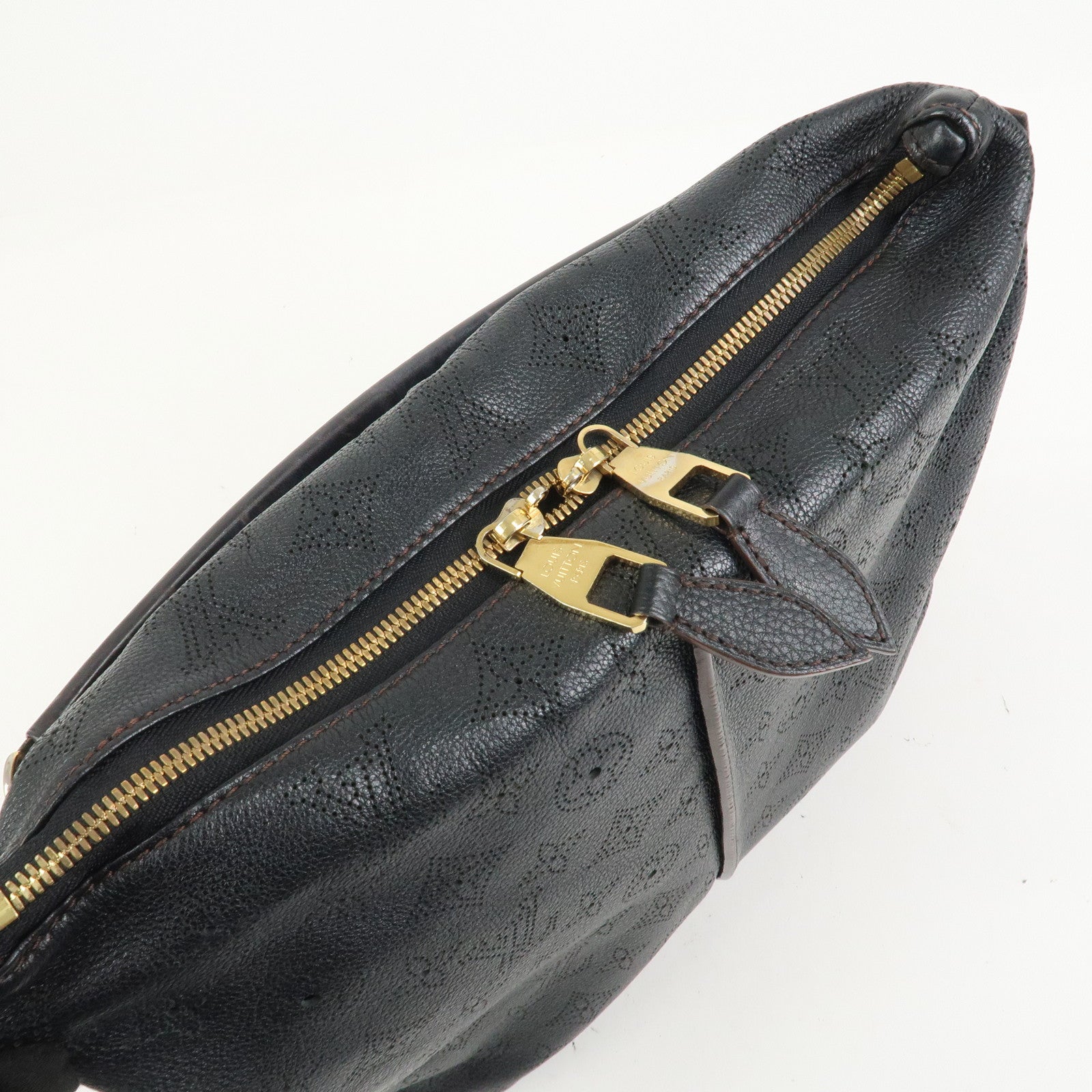 Louis Vuitton Monogram Mahina Selene MM 2Way Hand Bag Noir M93987
