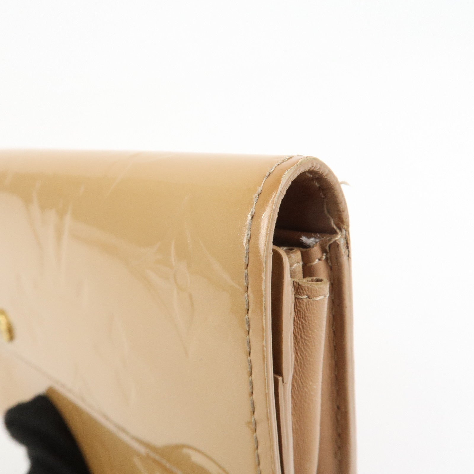 Louis Vuitton Monogram Vernis Leather Portemonnaie Credit M91380