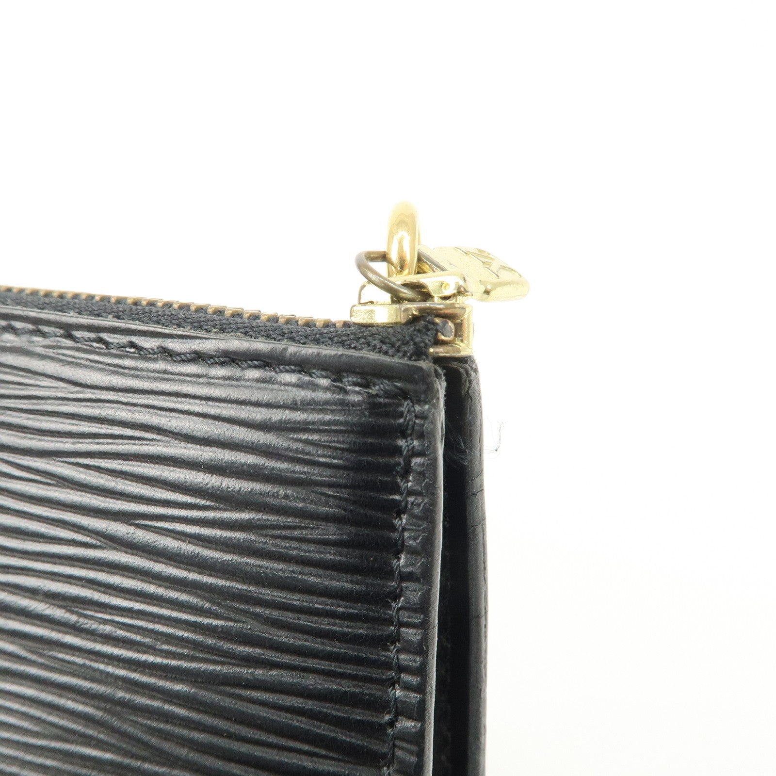 Louis Vuitton Epi Pochette Accessoires Pouch Noir Black M52952 Used