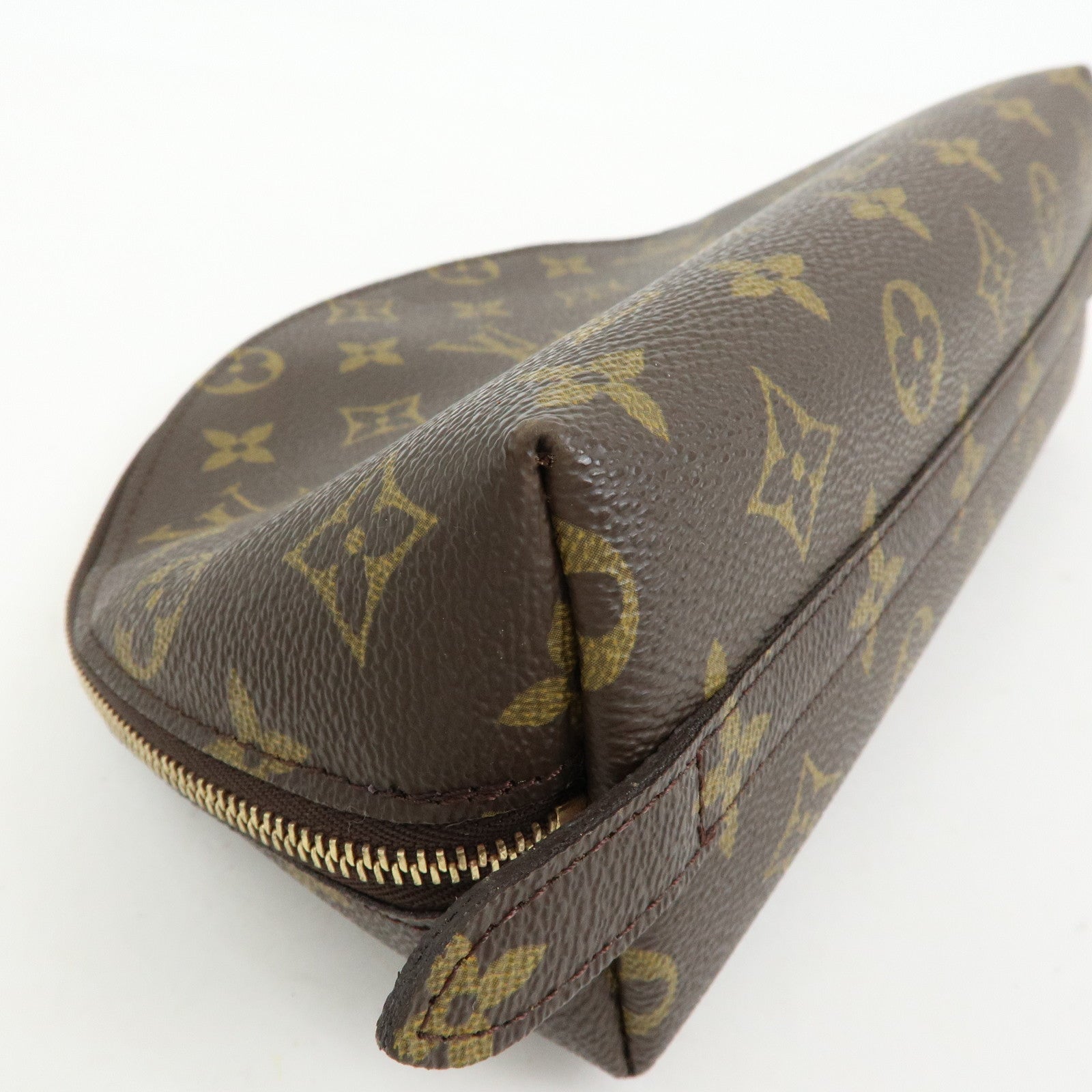 Louis Vuitton Monogram Trousse Demi Ronde Cosmetic Pouch M47520