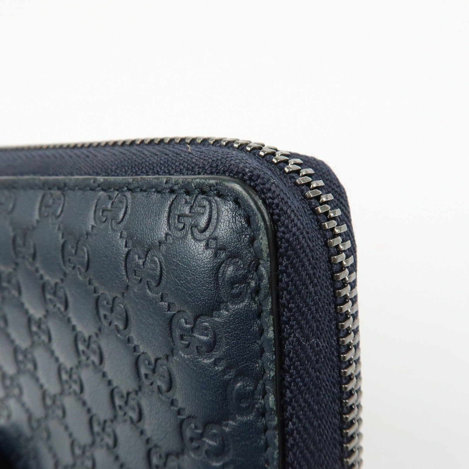 GUCCI Microguccissima Leather Round Zippy Long Wallet Navy 307987