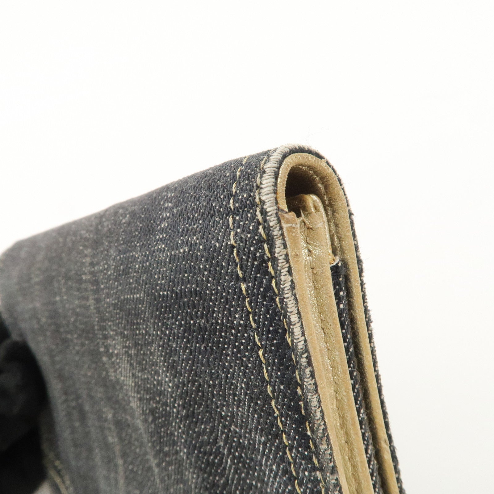 CHANEL COCO Mark Denim Bi-fold Wallet Indigo Blue A31991 Used